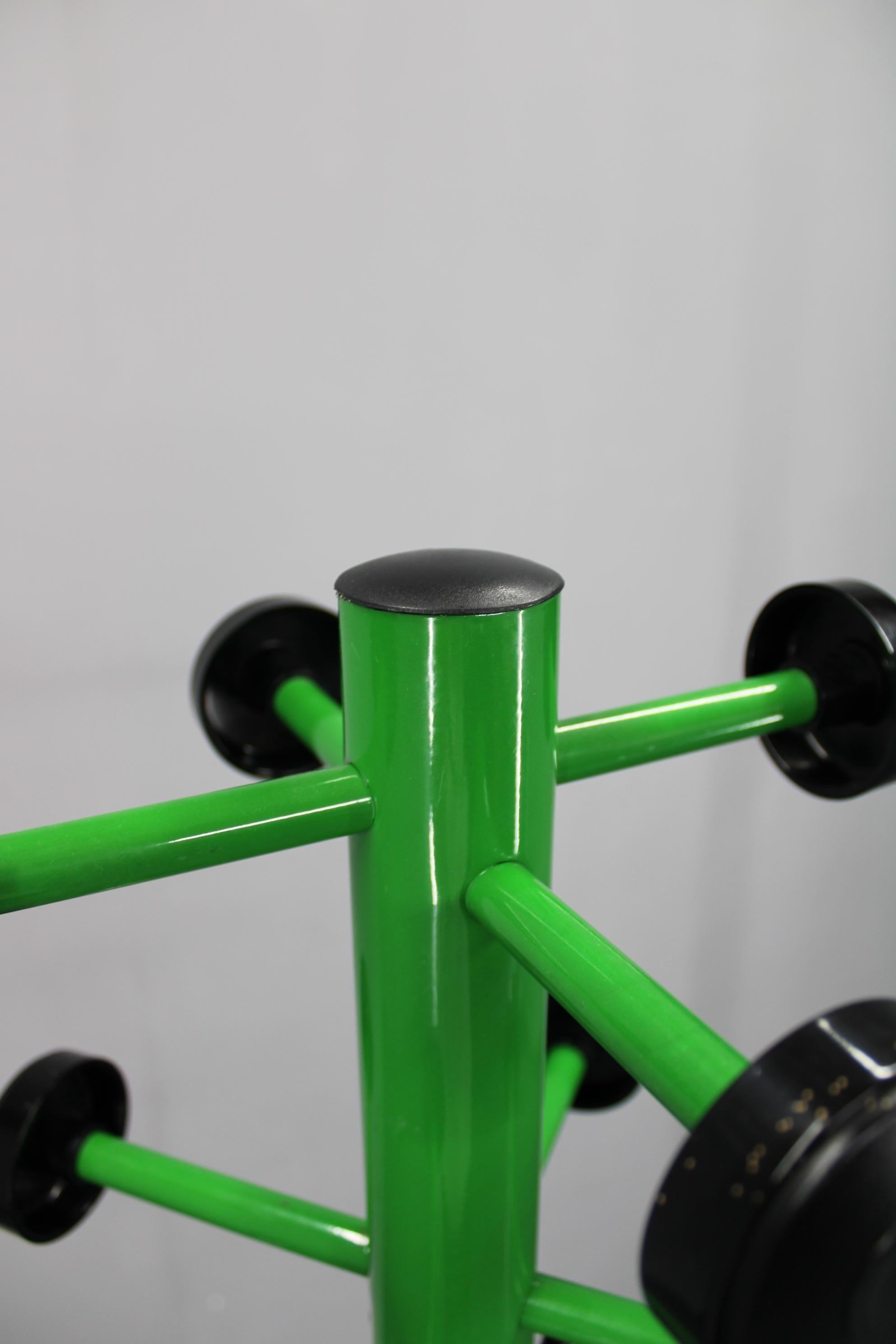 Fin du 20e siècle Porte-manteau en métal laqué italien des années 1970 avec porte-parapluie en vente