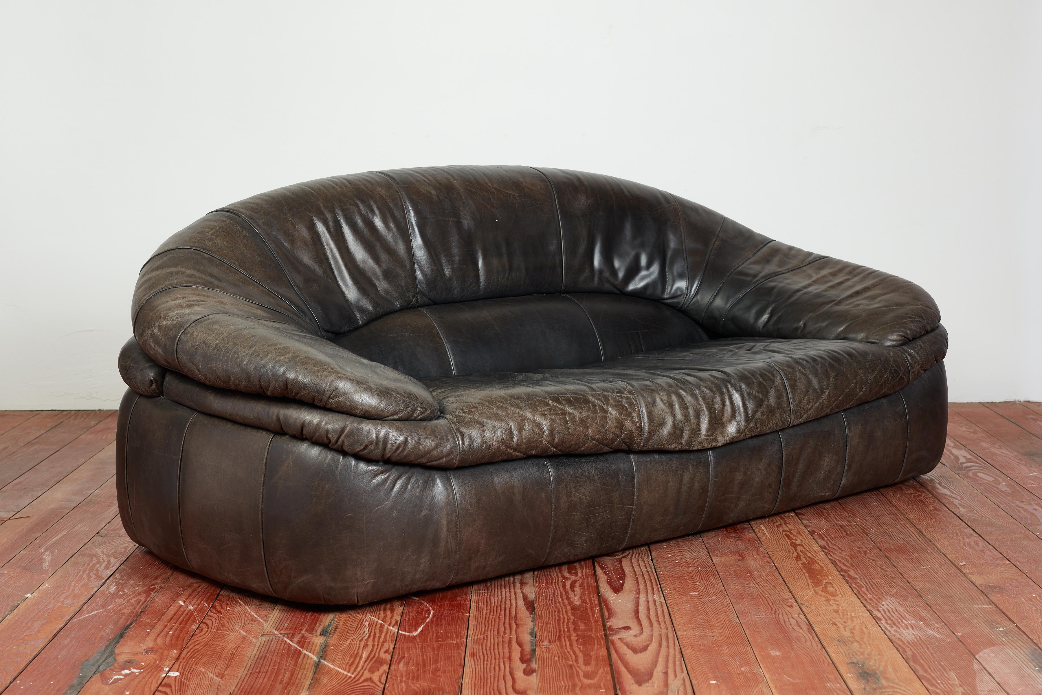 1970's Italian Leather Sofa For Sale 6