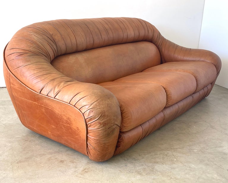 1970's Italian Leather Sofa For Sale 8