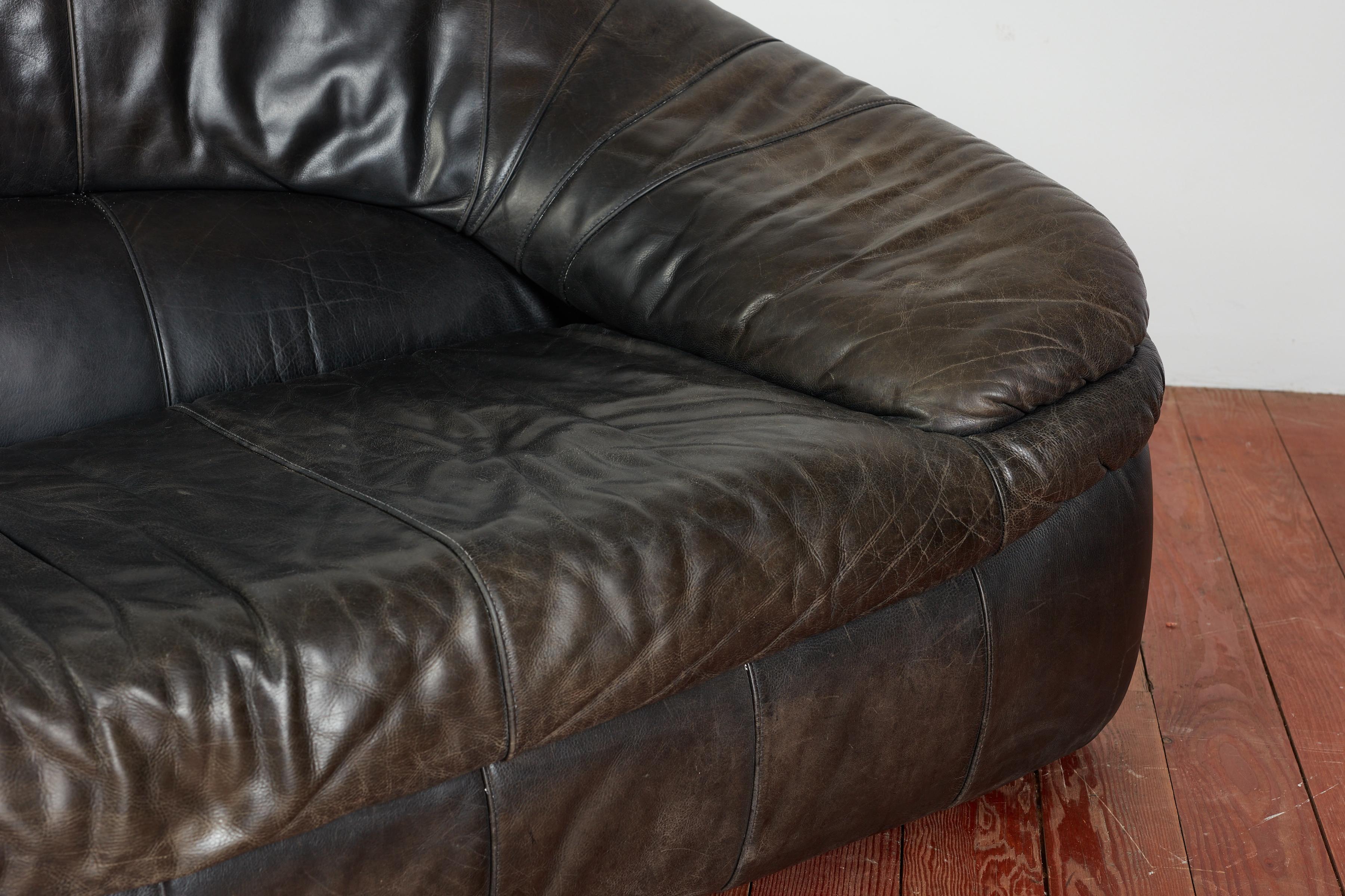1970's Italian Leather Sofa For Sale 6