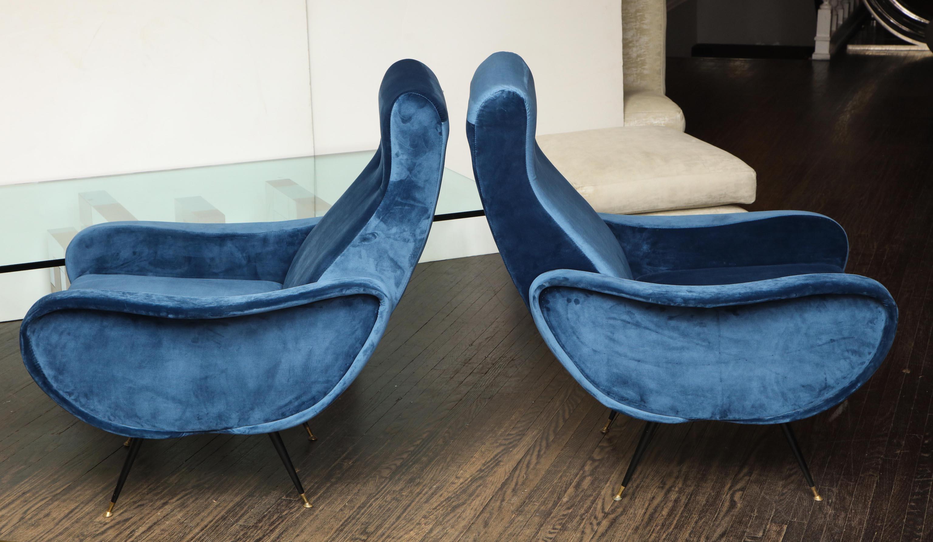 Mid-Century Modern Pair of 1970's Italian Lounge Chairs in the Manner of Marco Zanuso