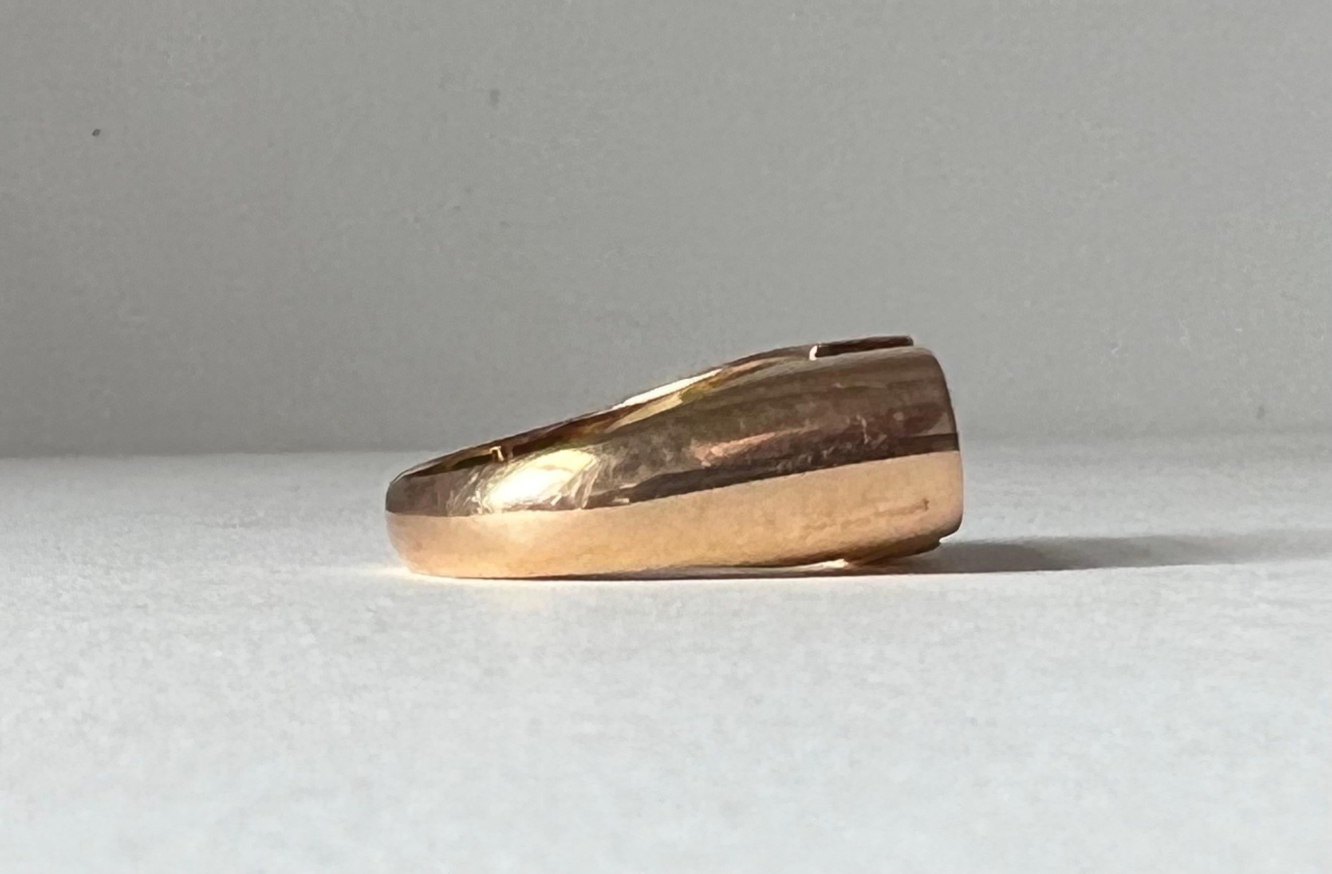 1970's Italian Malachite and Diamond Gold Ring In Good Condition For Sale In North Miami, FL