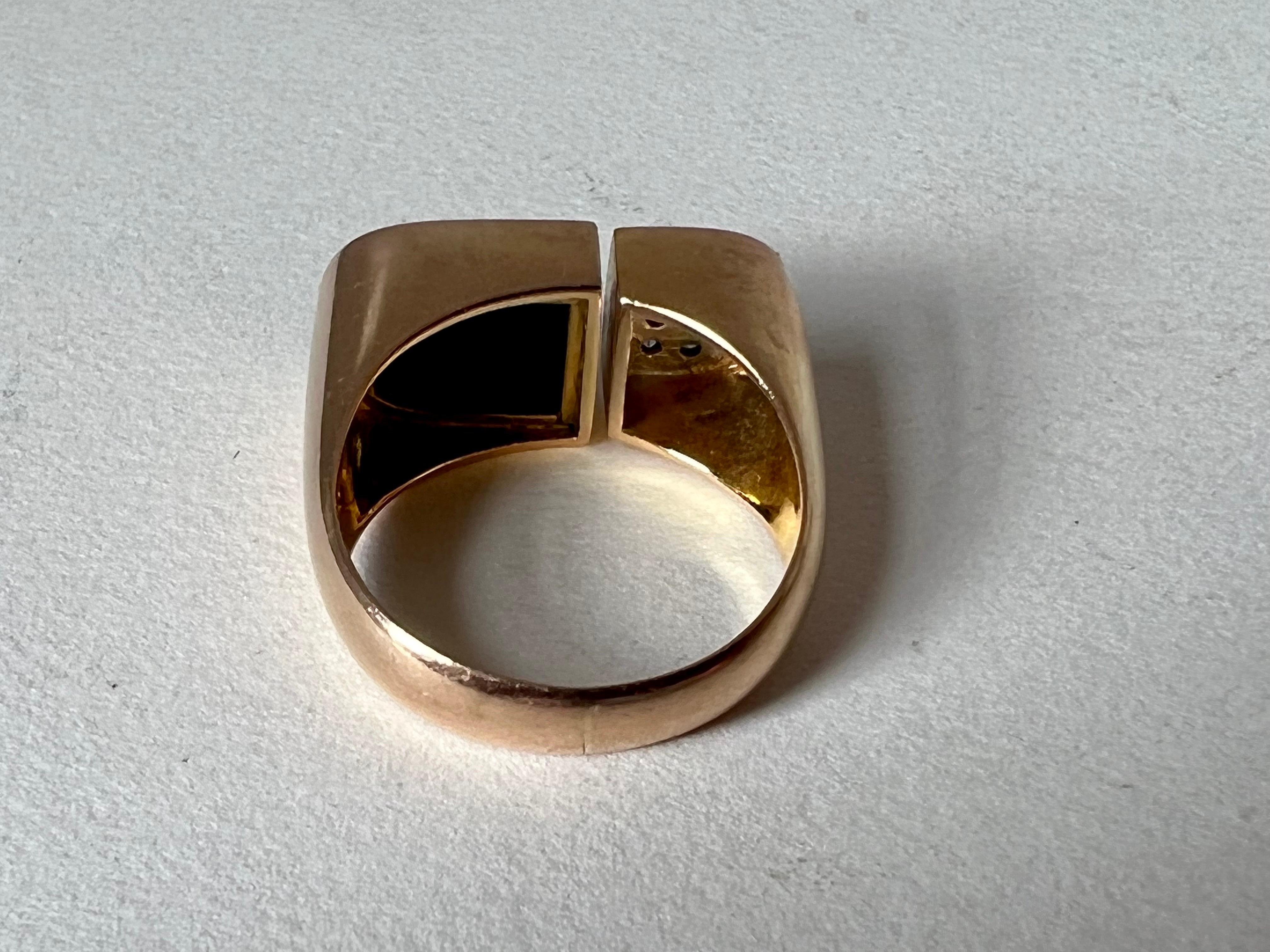 Late 20th Century 1970's Italian Malachite and Diamond Gold Ring For Sale