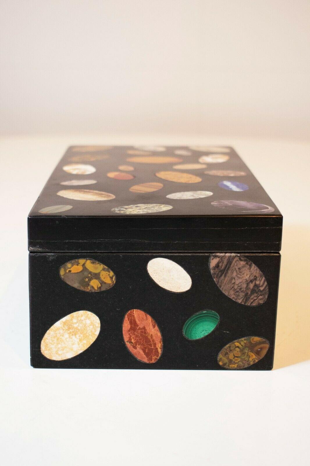 20th Century 1970's Italian Marble Specimen Box Malachite Agate Amethyst For Sale
