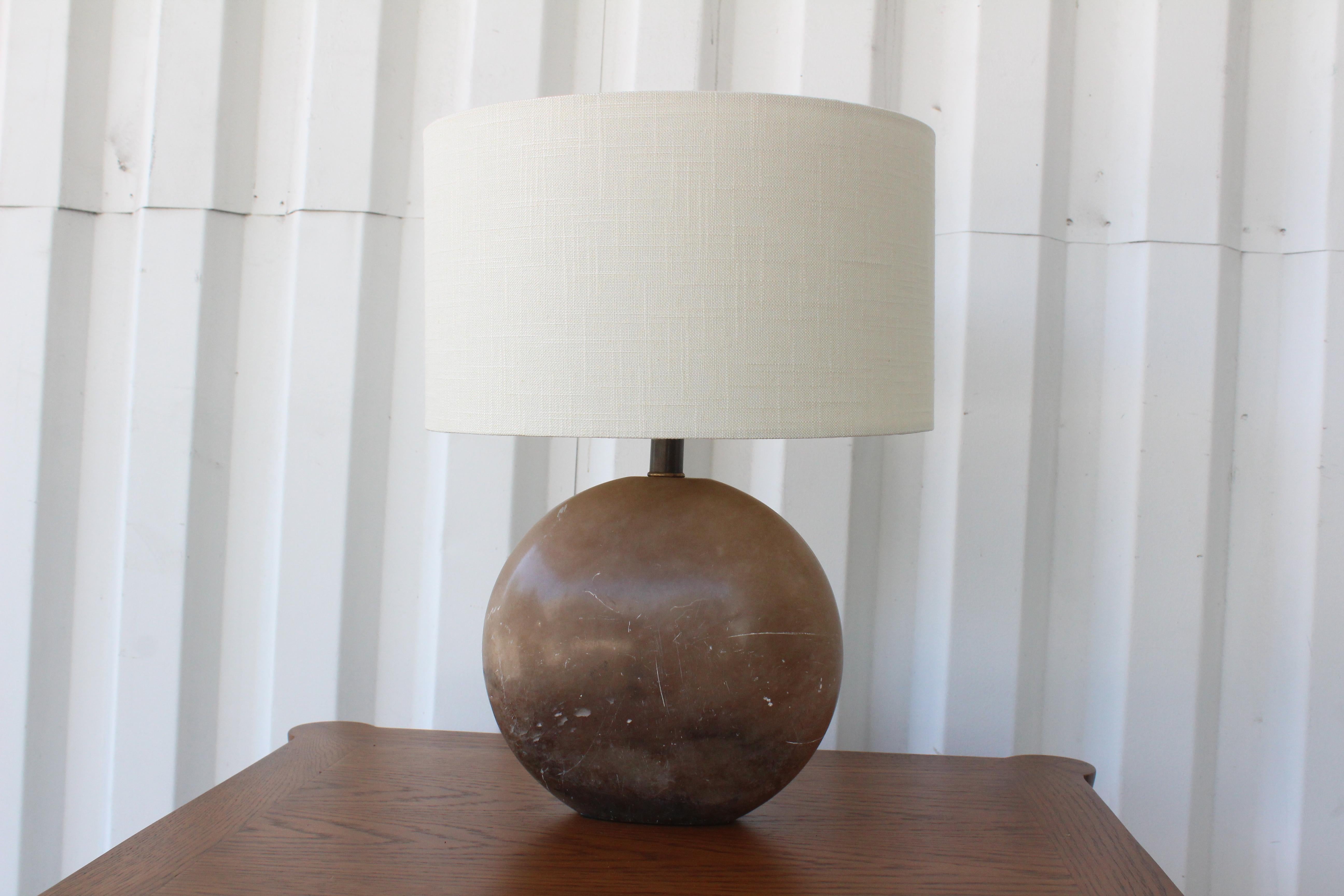 1970s Italian Marble Table Lamp In Good Condition In Los Angeles, CA