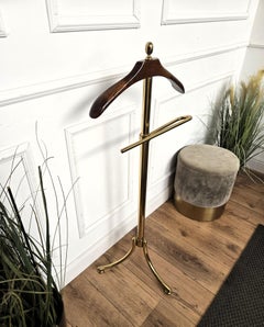 1970s Italian Mid-Century Hollywood Regency Brass and Wood Valet Stand Dressboy
