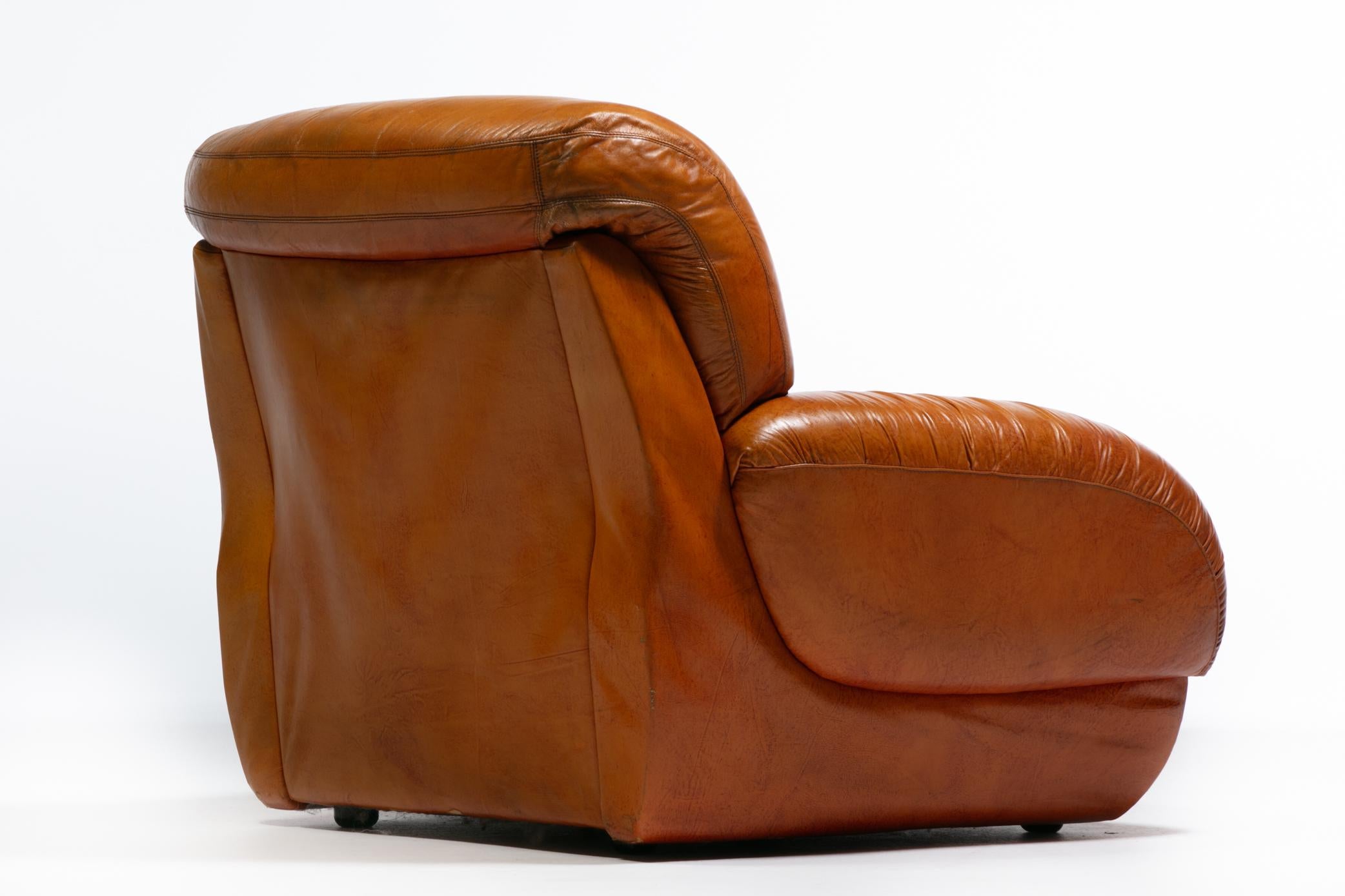 1970s Italian Mid Century Modern Plush Carmel Leather Club Chairs For Sale 6