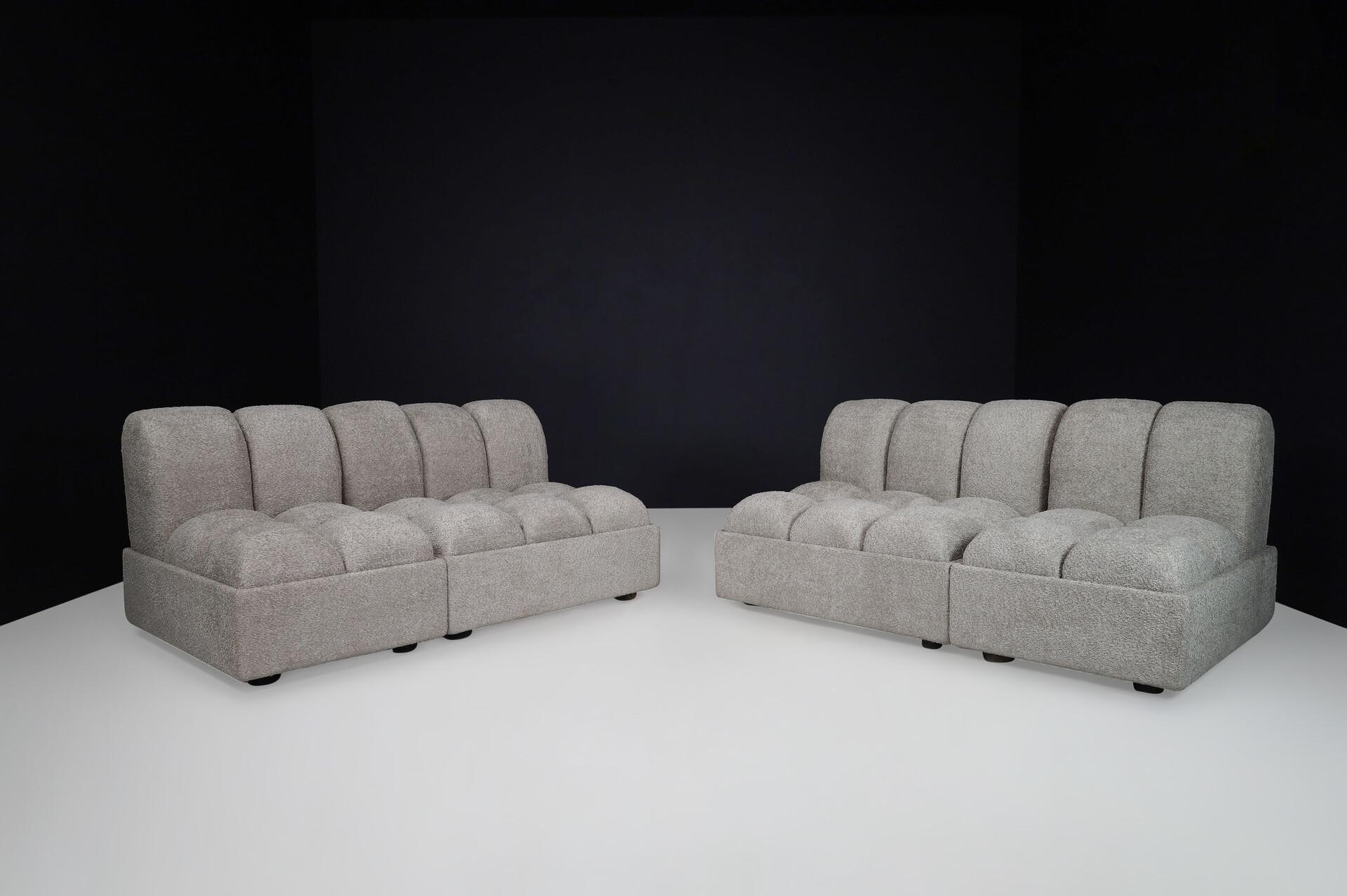Mid-Century Modern 1970s Italian Mid-Century Modular Sofa Set in New Bouclé, Set of 4 Seats For Sale