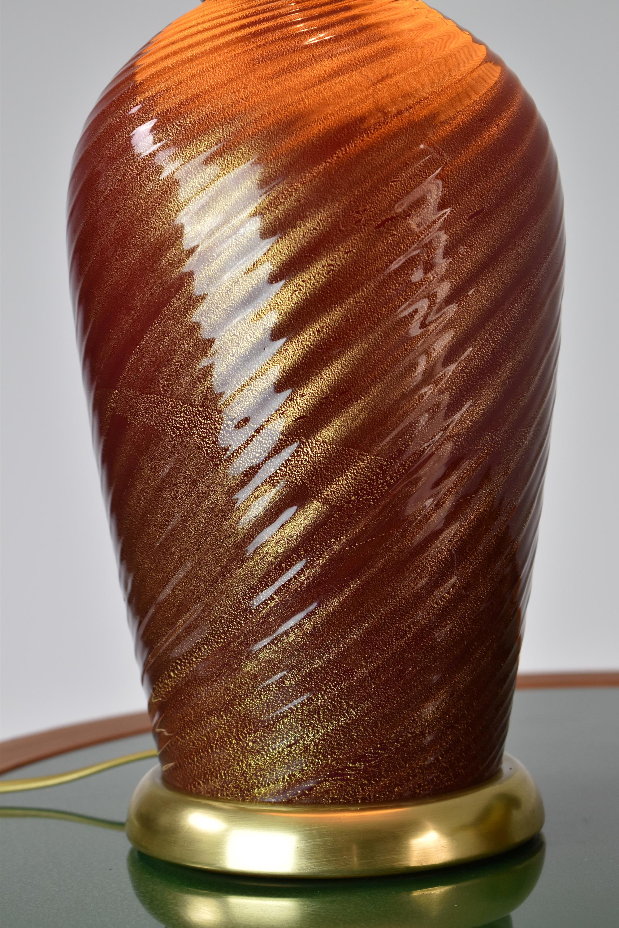 1970's Italian Mid-Century Murano Table Lamp by Tommaso Barbi For Sale 1