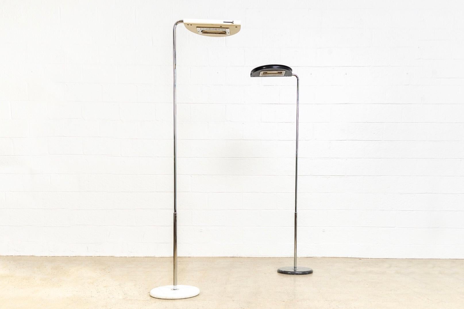 1970s Italian Modern Bruno Gecchelin Mezzaluna White Floor Lamp For Sale 4