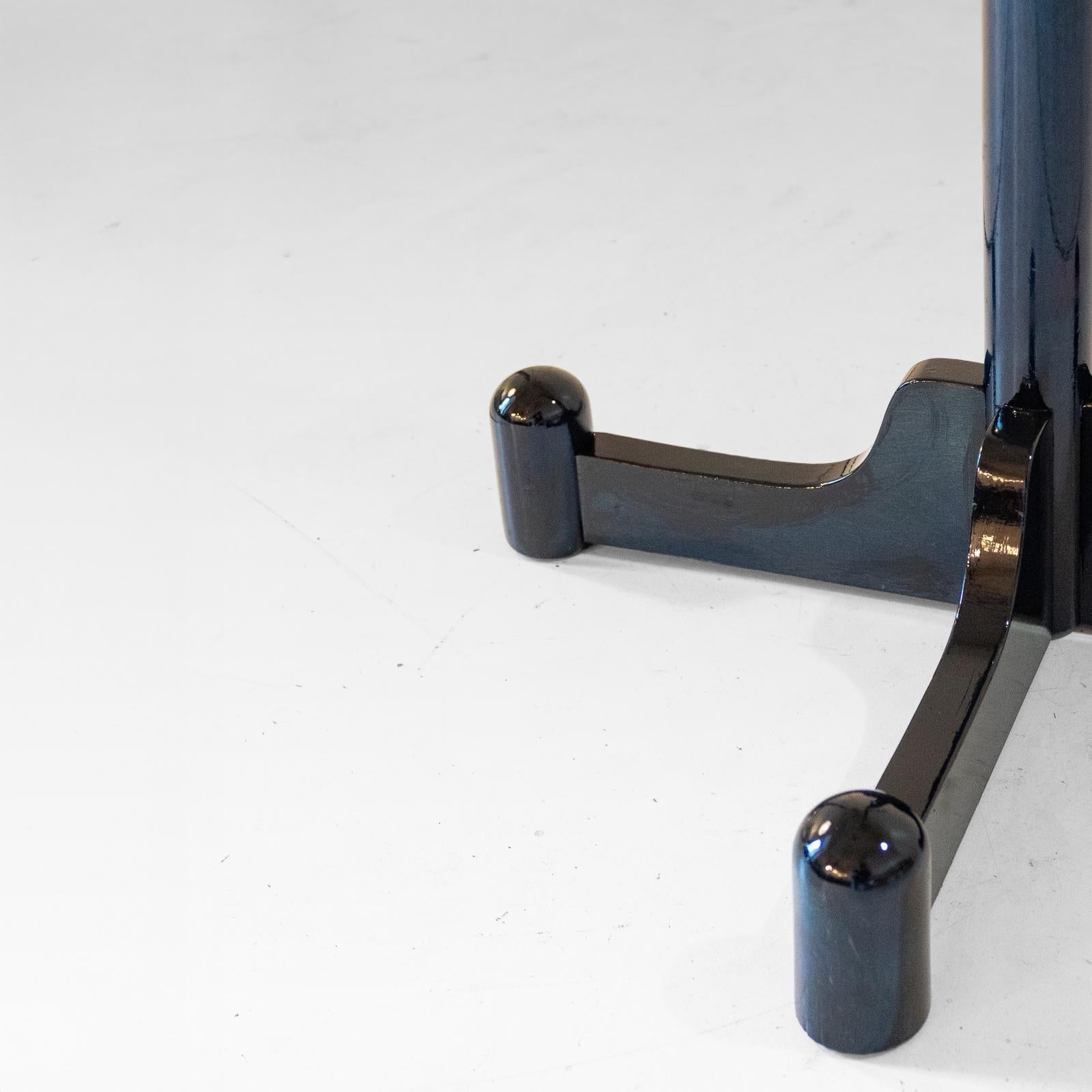 Porte-manteau italien moderne des années 1970 en bois glacé vert foncé en vente 2