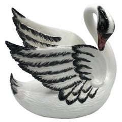 Vintage 1970s Italian Mottahedeh Ceramic Swan Sculpture