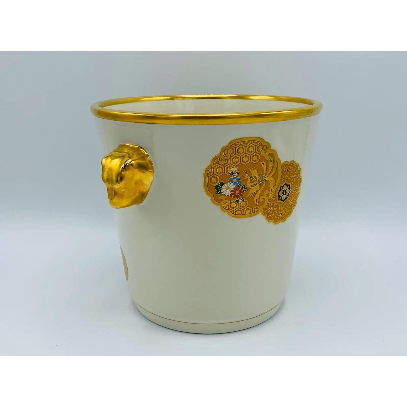 Chinoiserie 1970s Italian Mottahedeh White and Gold Chinese Medallion Champagne Bucket For Sale