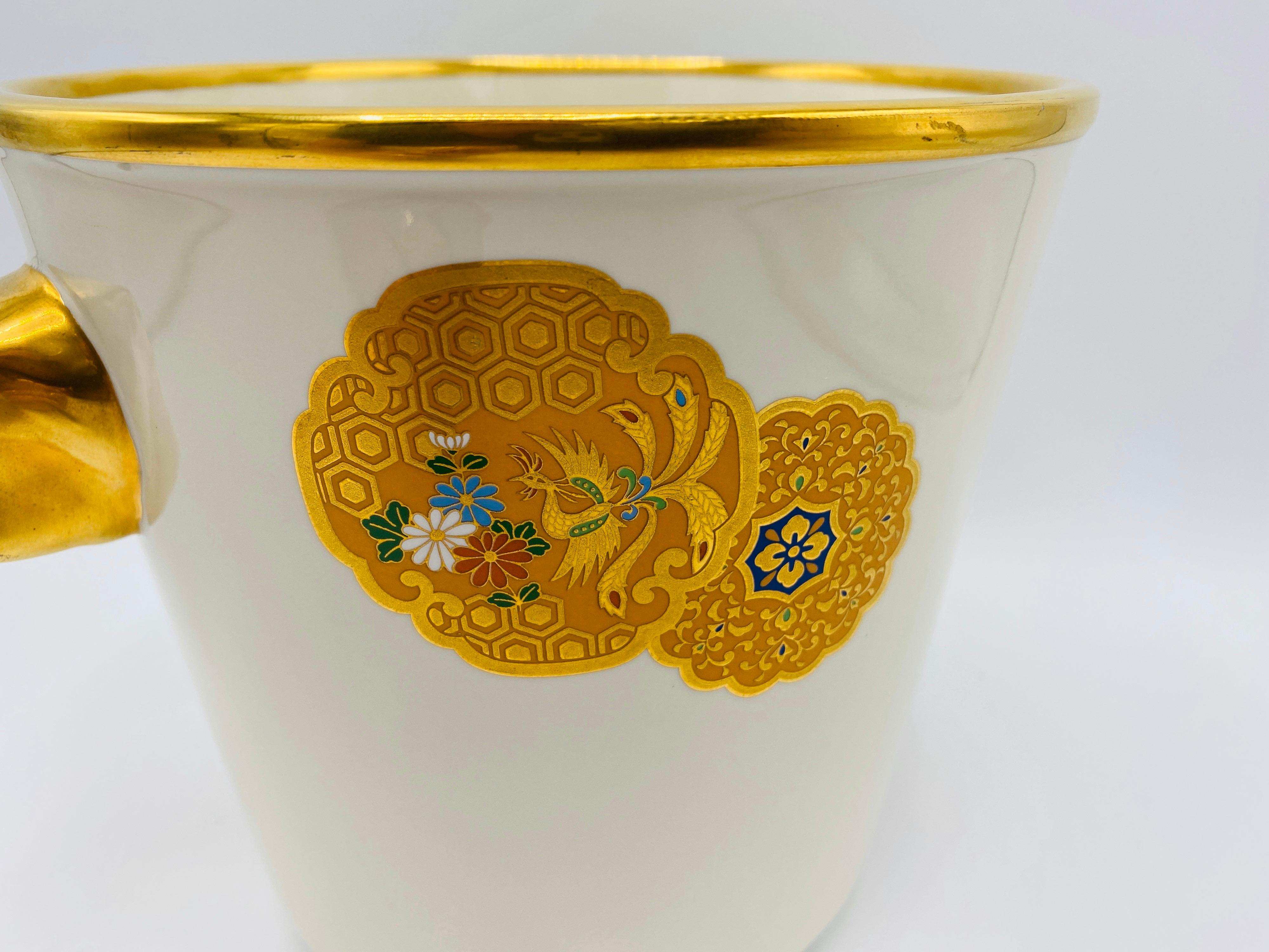 Italian Mottahedeh White and Gold Chinese Medallion Champagne Bucket, 1970s For Sale 1