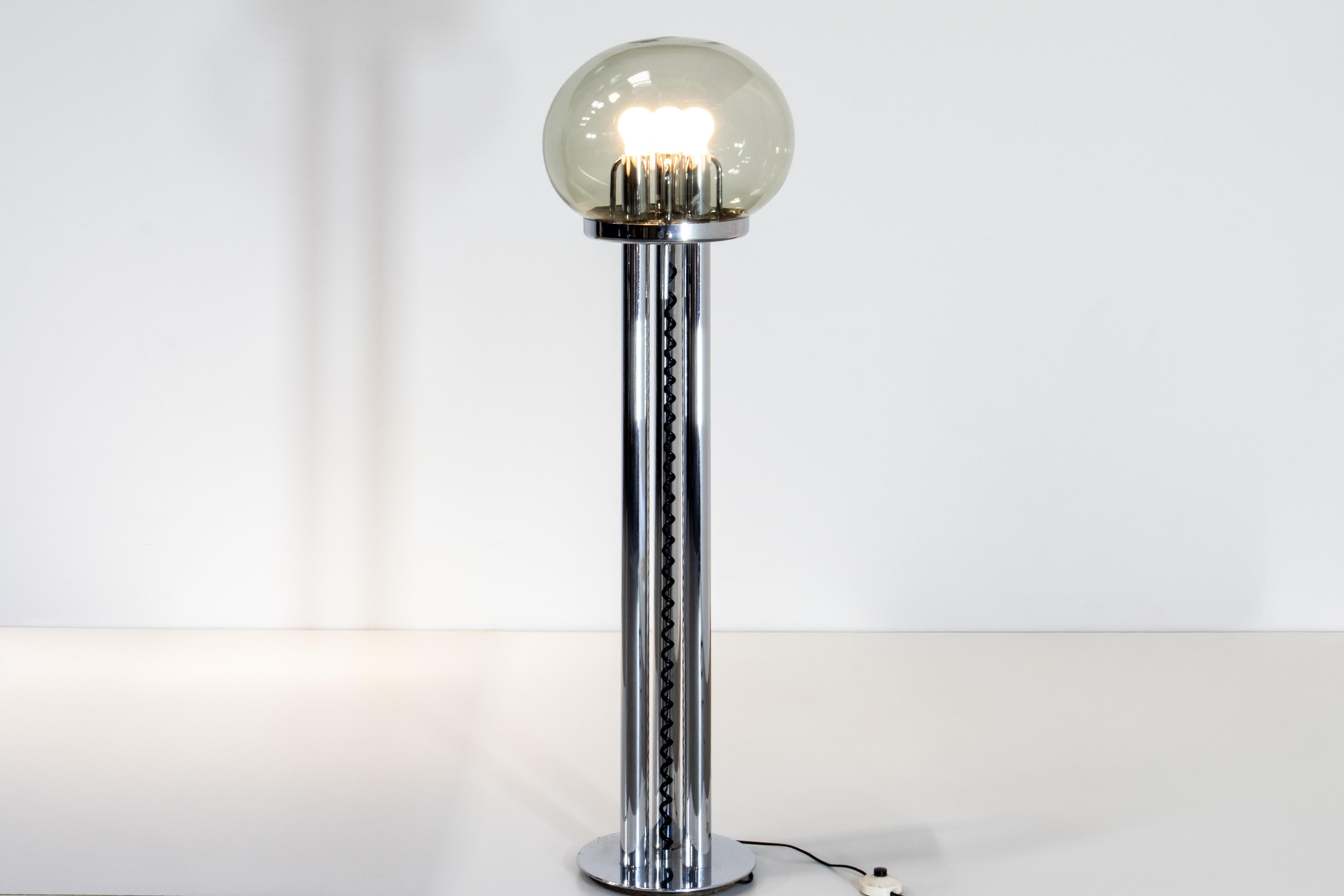 Lampada da terra in vetro di Murano e cromo Carlo Nason per Stilux, attribuita a Carlo Nason. in vendita 6