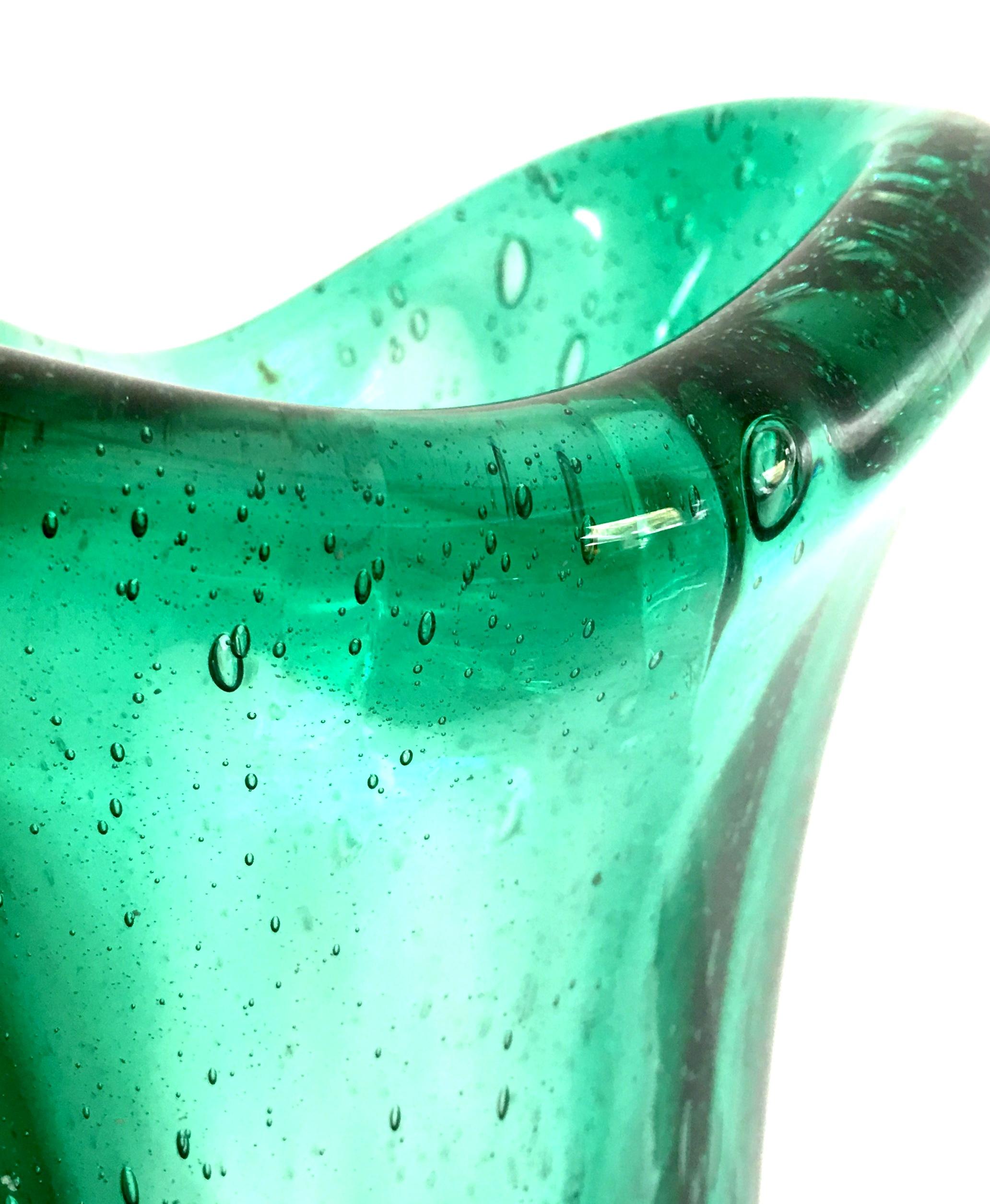 Mid-Century Modern 1970'S Italian Murano Glass Emerald Green Organic Form Vase For Sale