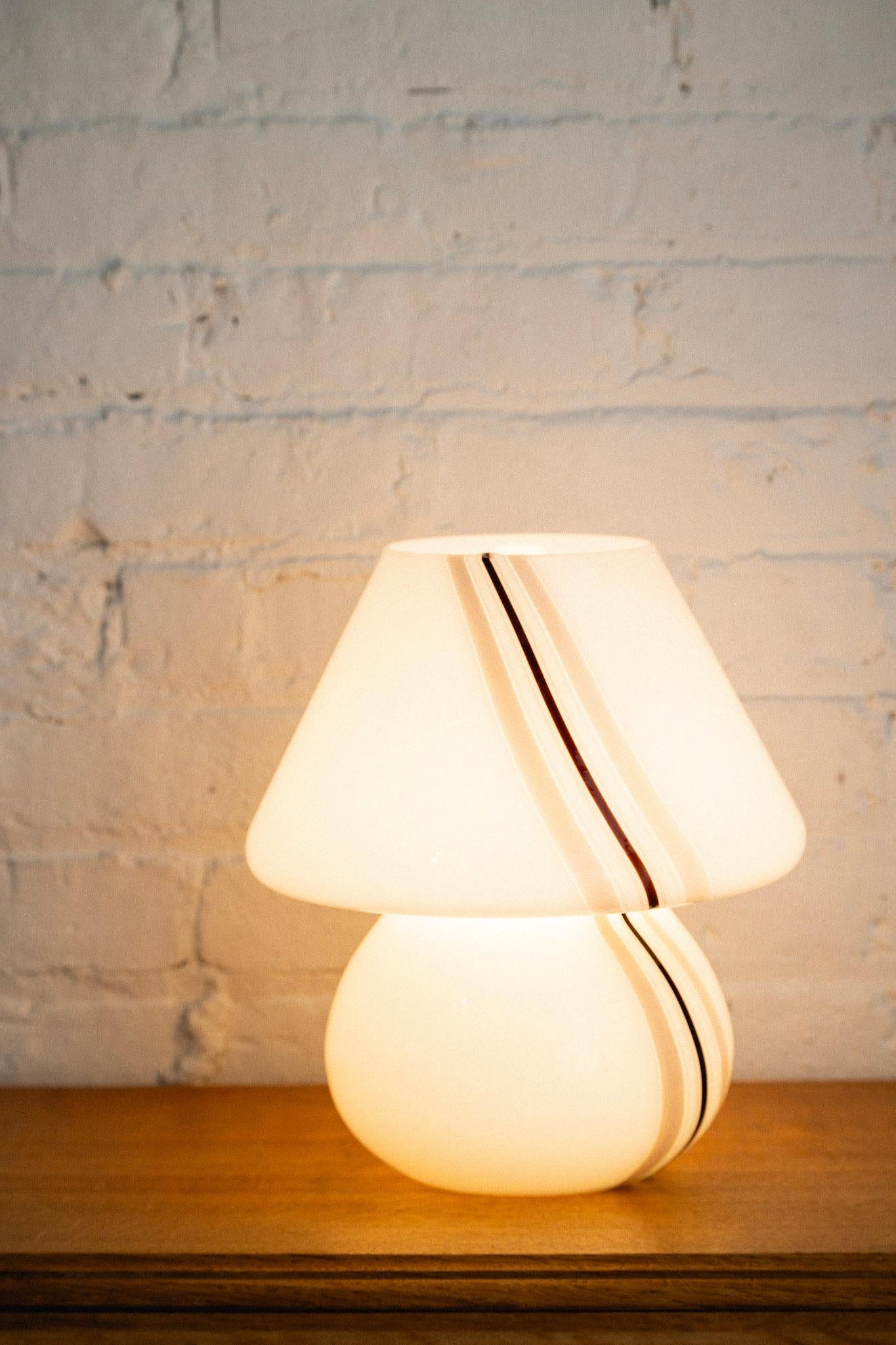 1970er Jahre Italienisch Murano Glas Pilz Lampe im Angebot 3