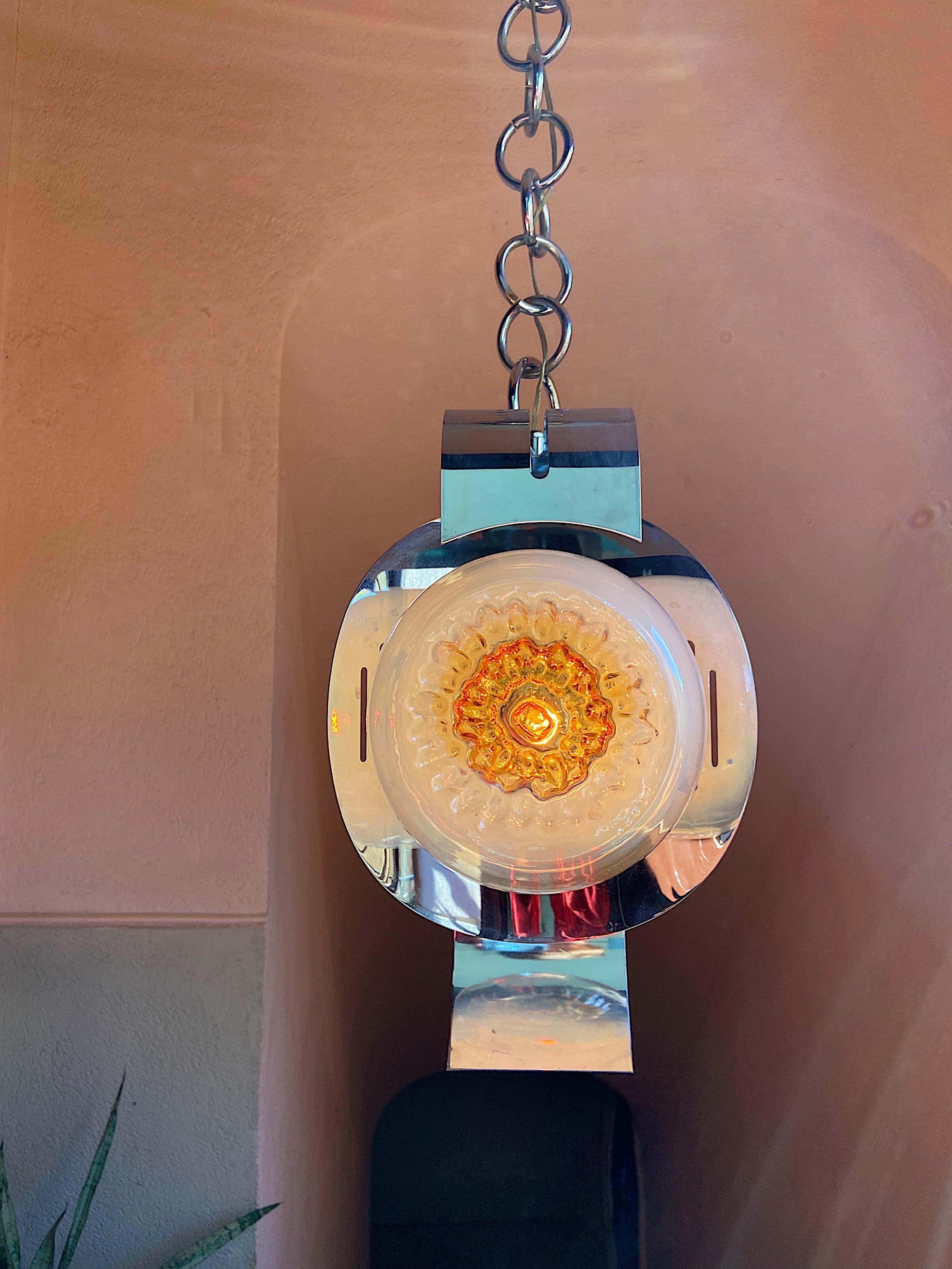 Plafonnier italien en verre de Murano chromé de l'ère spatiale des années 1970 par Mazzega en vente 2