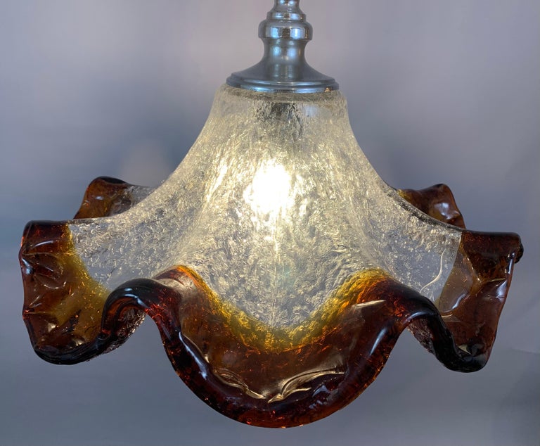 1970s Italian Murano Hand Blown Glass Mazzega Style Pendant Hanging Light In Good Condition For Sale In London, GB