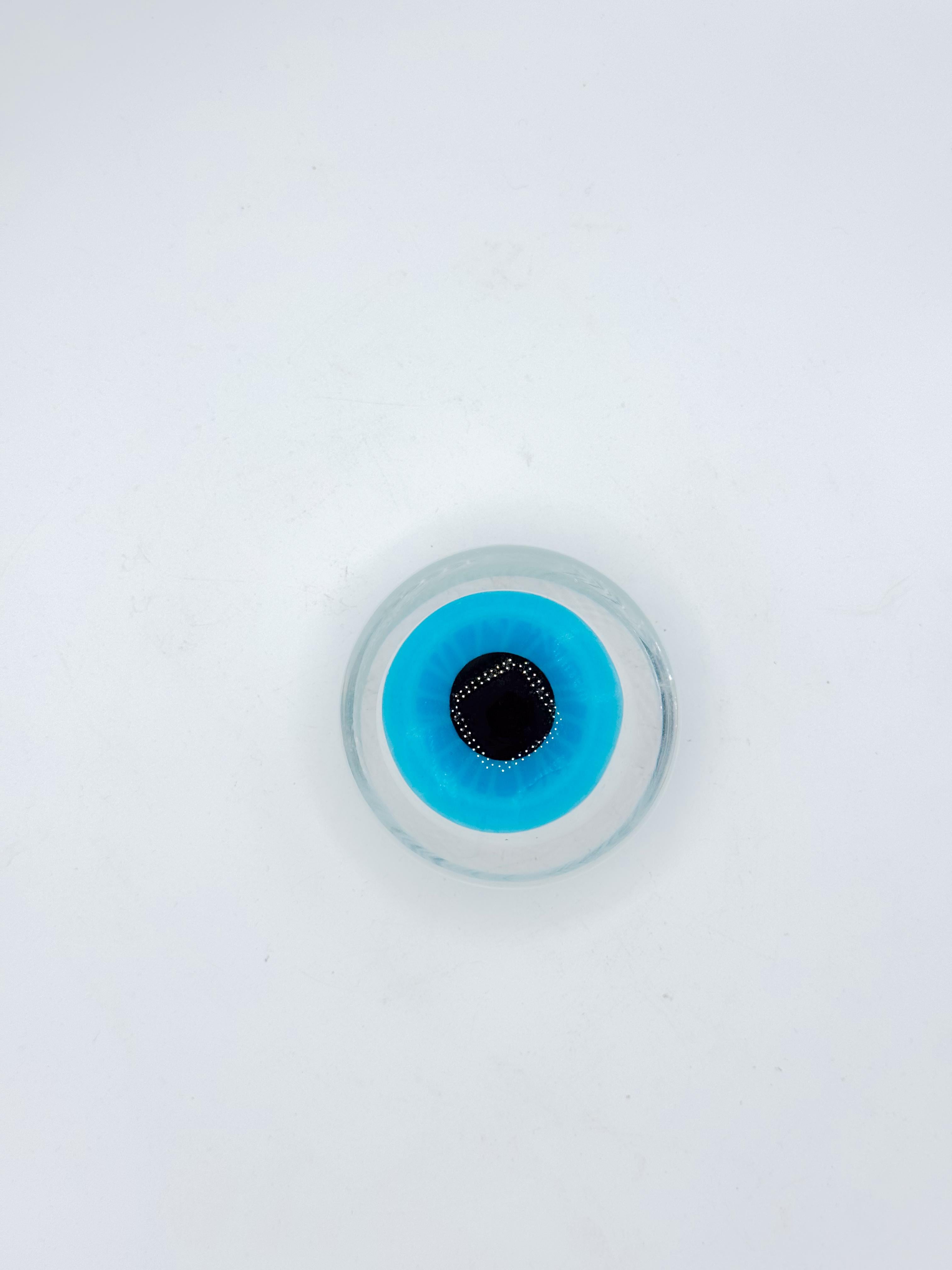 1970s Italian Murano-Style Hand-Blown Glass Eye Paperweight in Turquoise Clear 3
