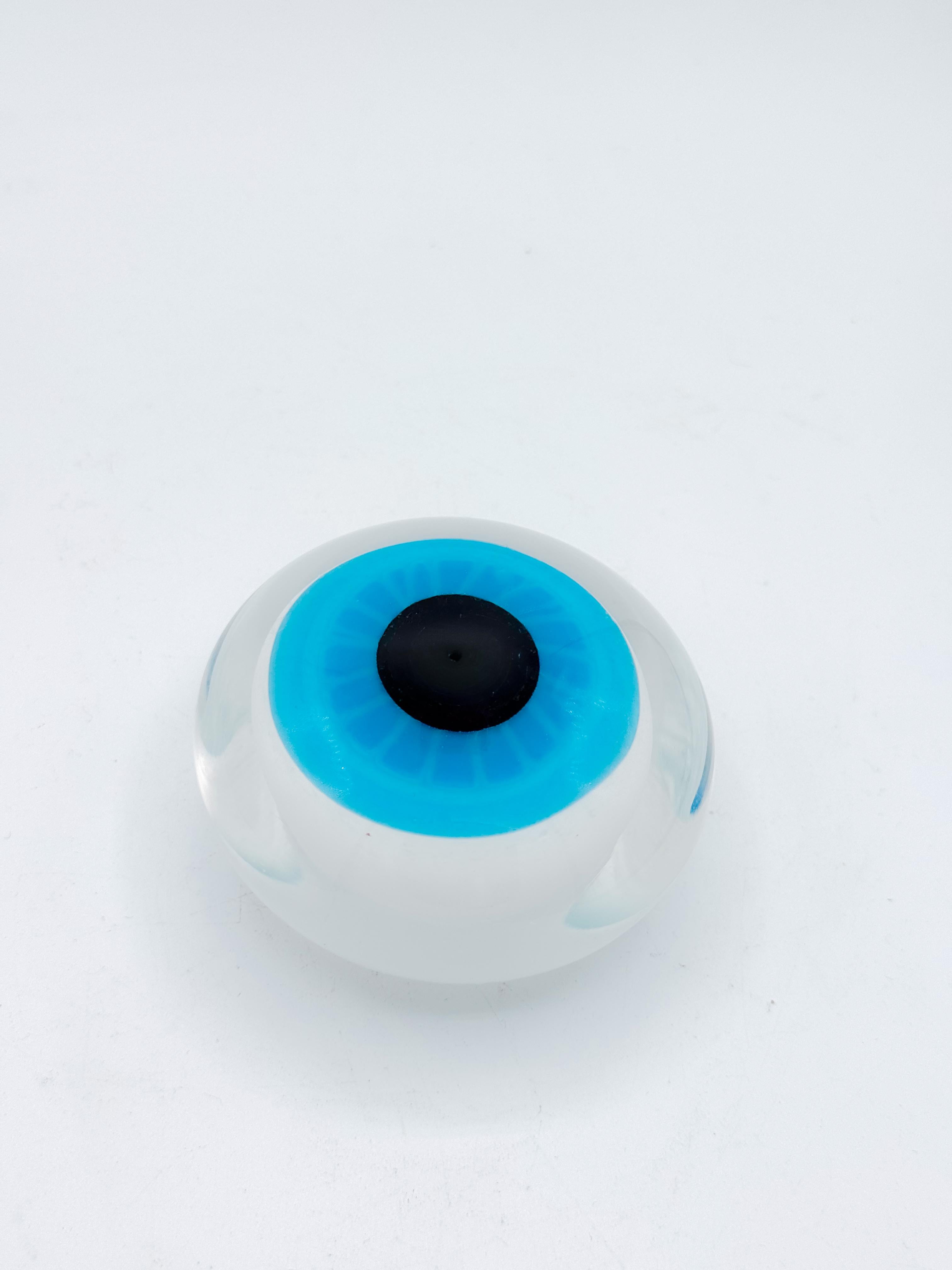1970s Italian Murano-Style Hand-Blown Glass Eye Paperweight in Turquoise Clear 1