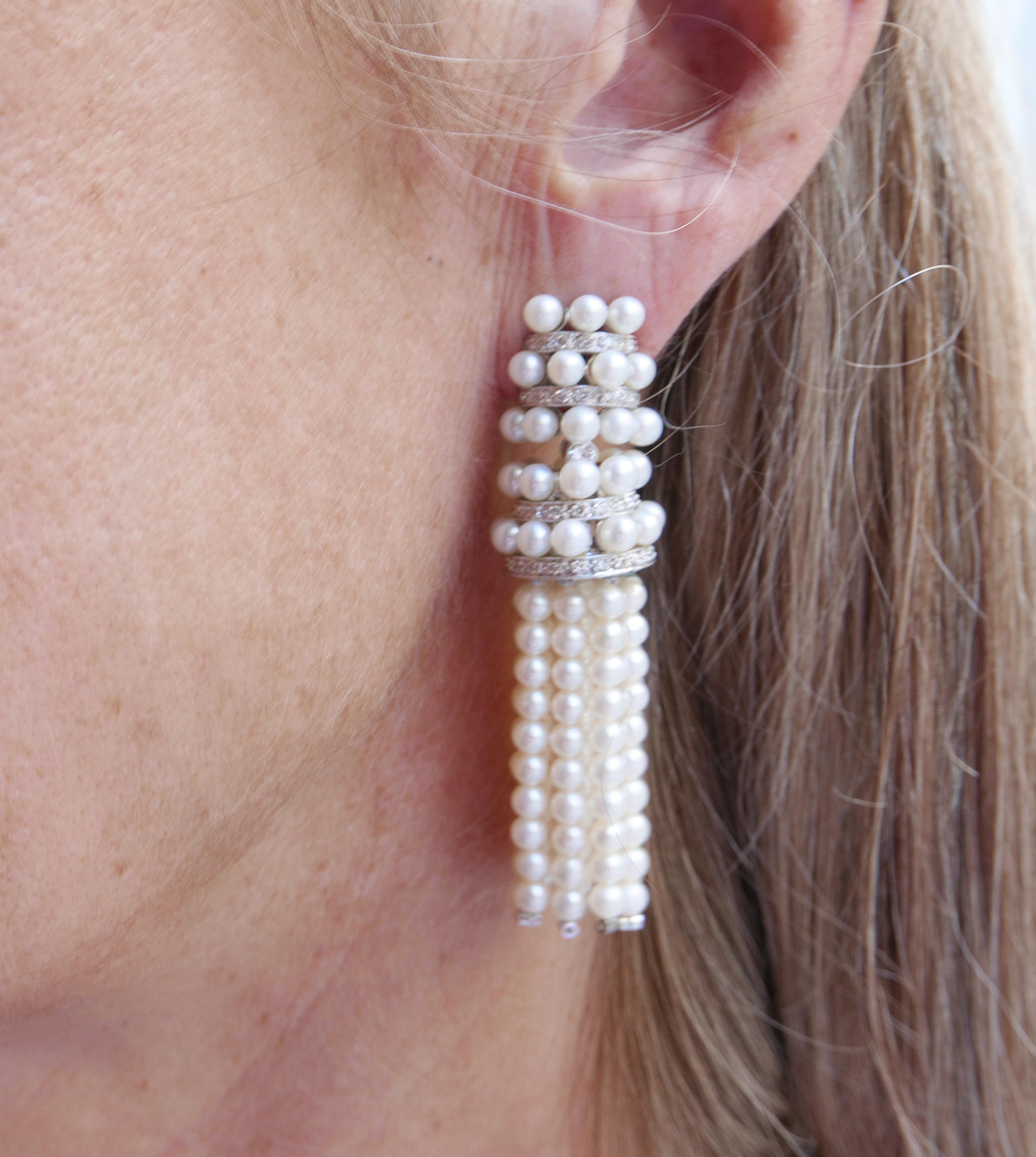 1970er Jahre Italienische Perlen- und Diamanttassel-Ohrringe Damen im Angebot