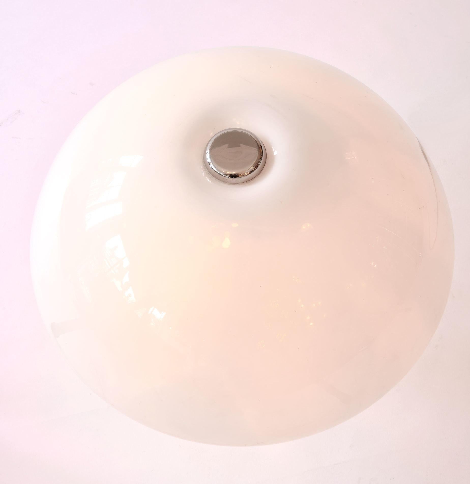 Mid-Century Modern 1970s Italian Perspex White Domed Table Lamp