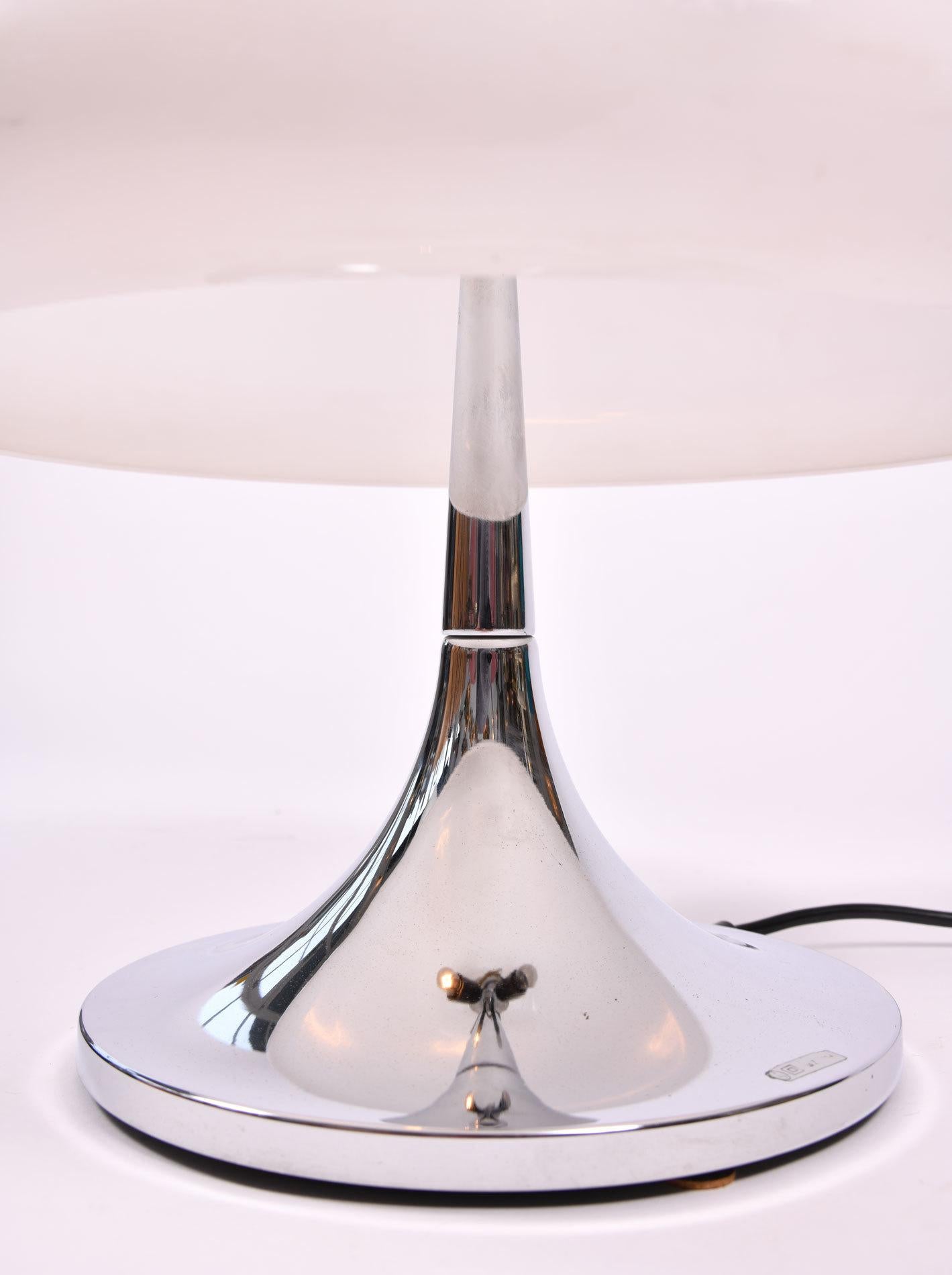 Late 20th Century 1970s Italian Perspex White Domed Table Lamp