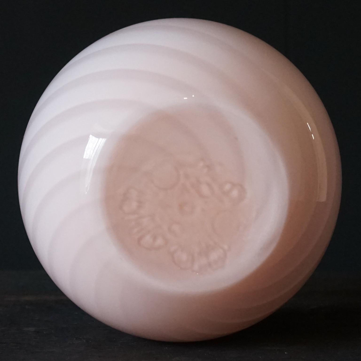 Late 20th Century 1970s Italian Pink Swirl Spiral Venini Vetri Murano Incamiciato Glass Vase