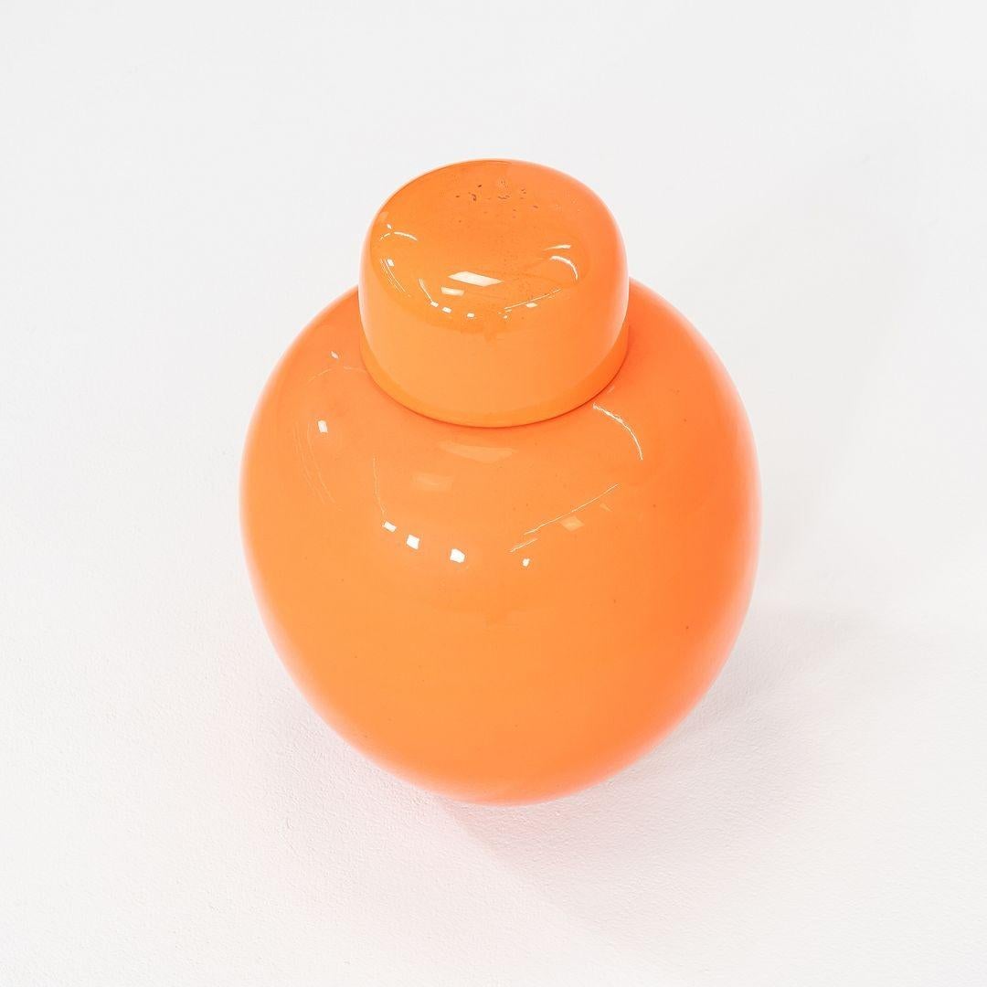 Vaso in porcellana italiana degli anni '70 con top in coordinato in vendita 4