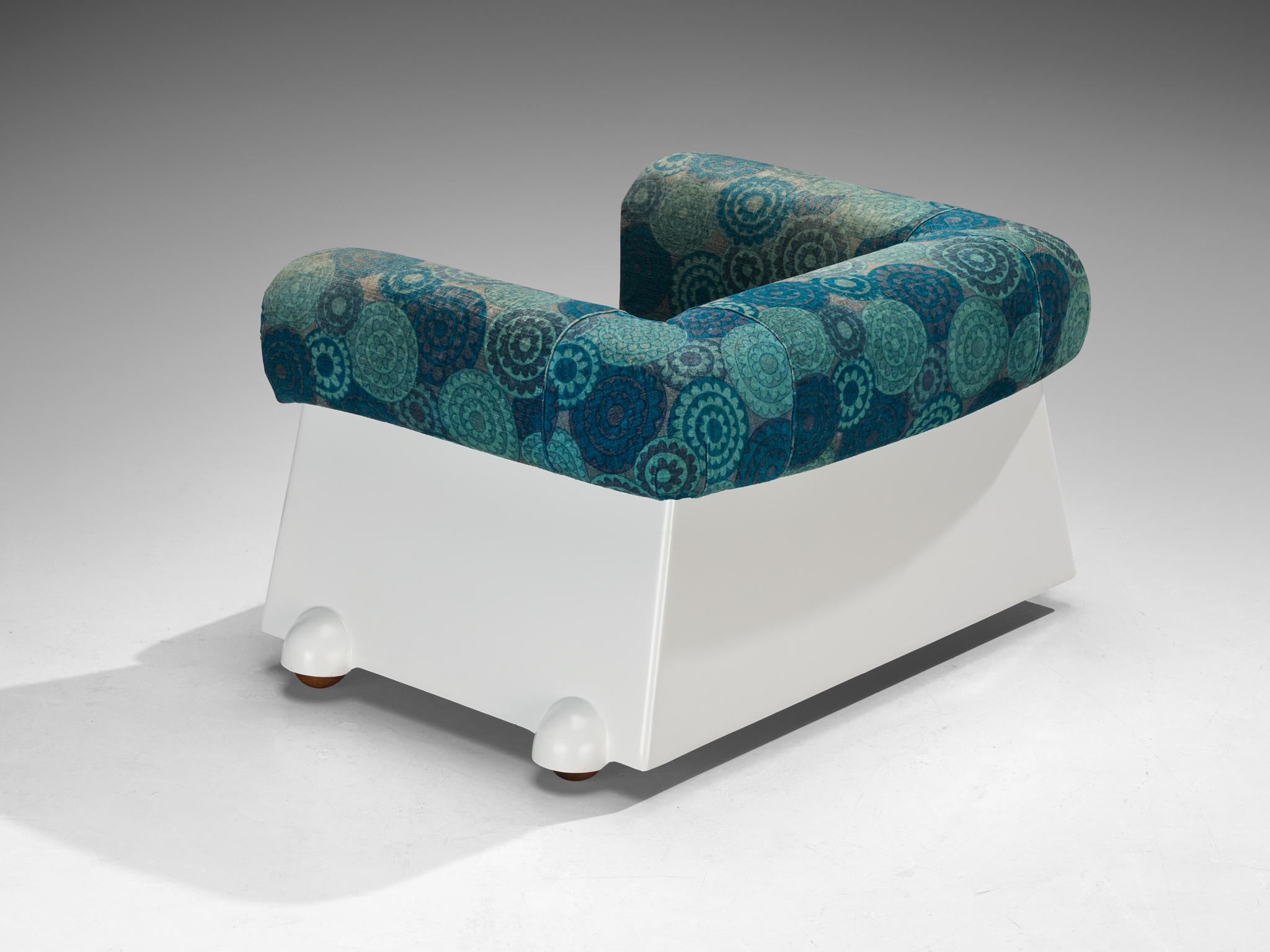 1970er Jahre Italienische postmoderne Loungesessel aus weißem Fiberglass im Zustand „Gut“ im Angebot in Waalwijk, NL