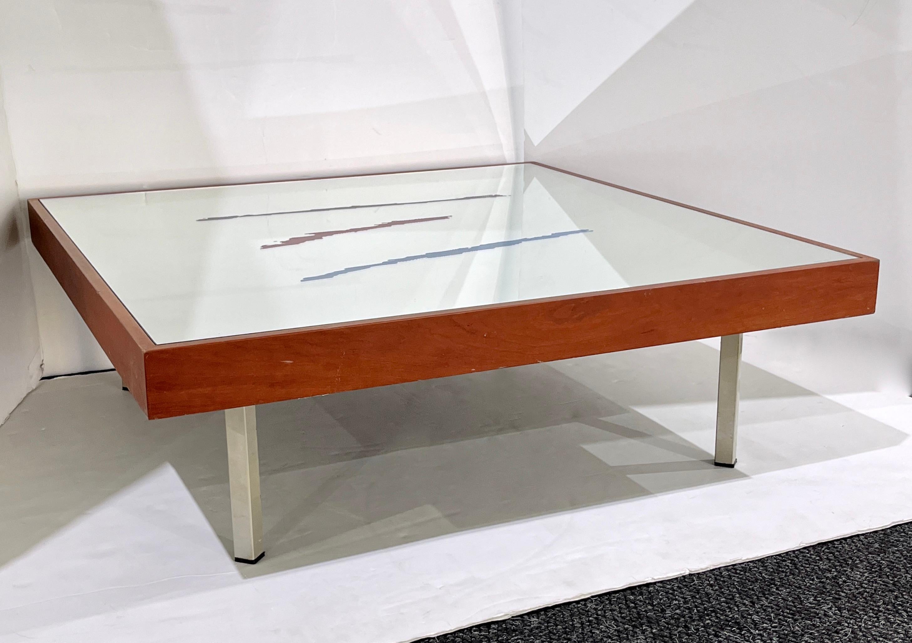 1970s Italian Post-Modern Pair of Mirrored Cherry Wood Eglomise Coffee Tables  In Good Condition For Sale In New York, NY