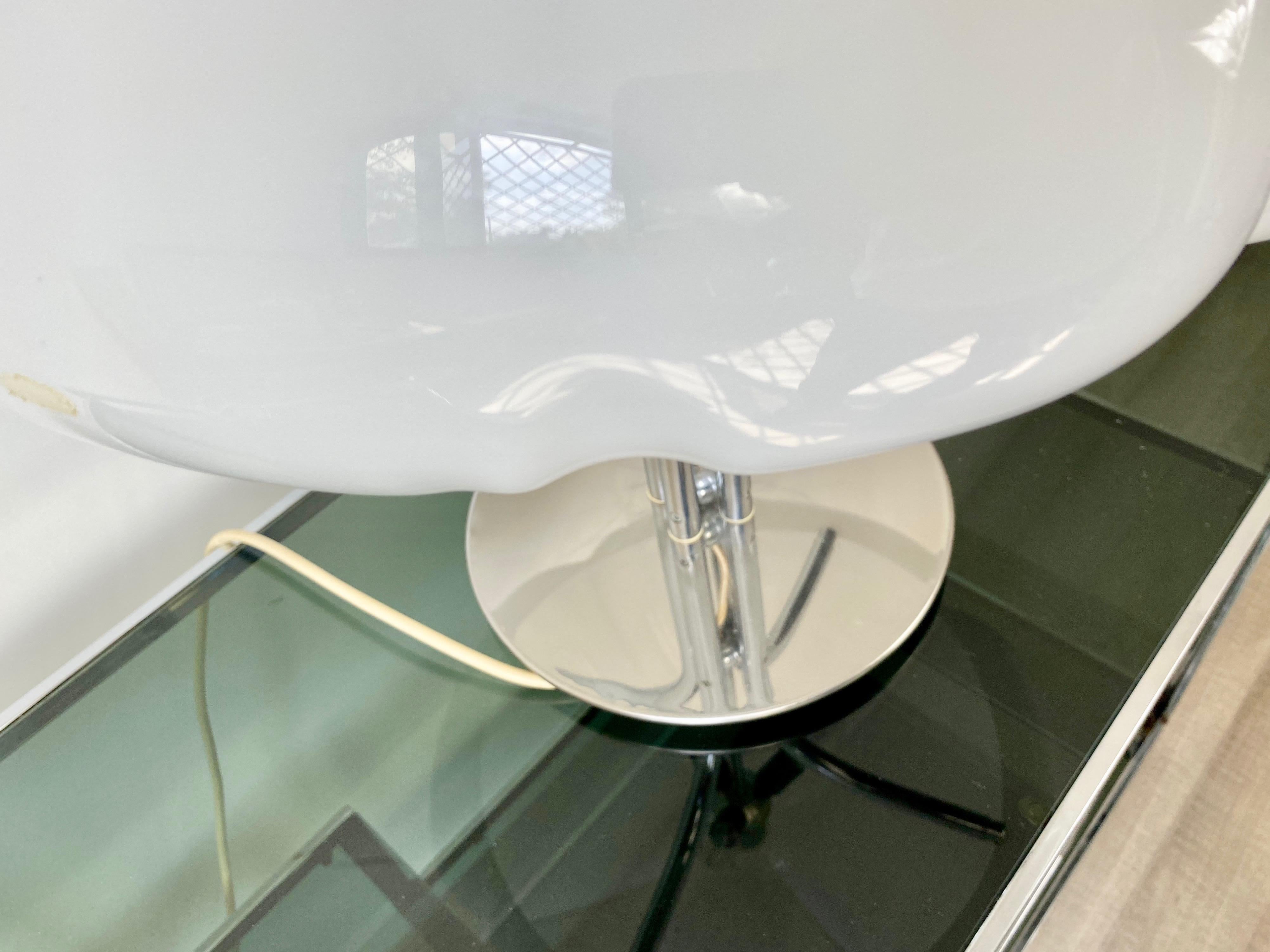 1970s Italian Quadrifoglio Table Lamp by Gae Aulenti for Harvey Guzzini 3