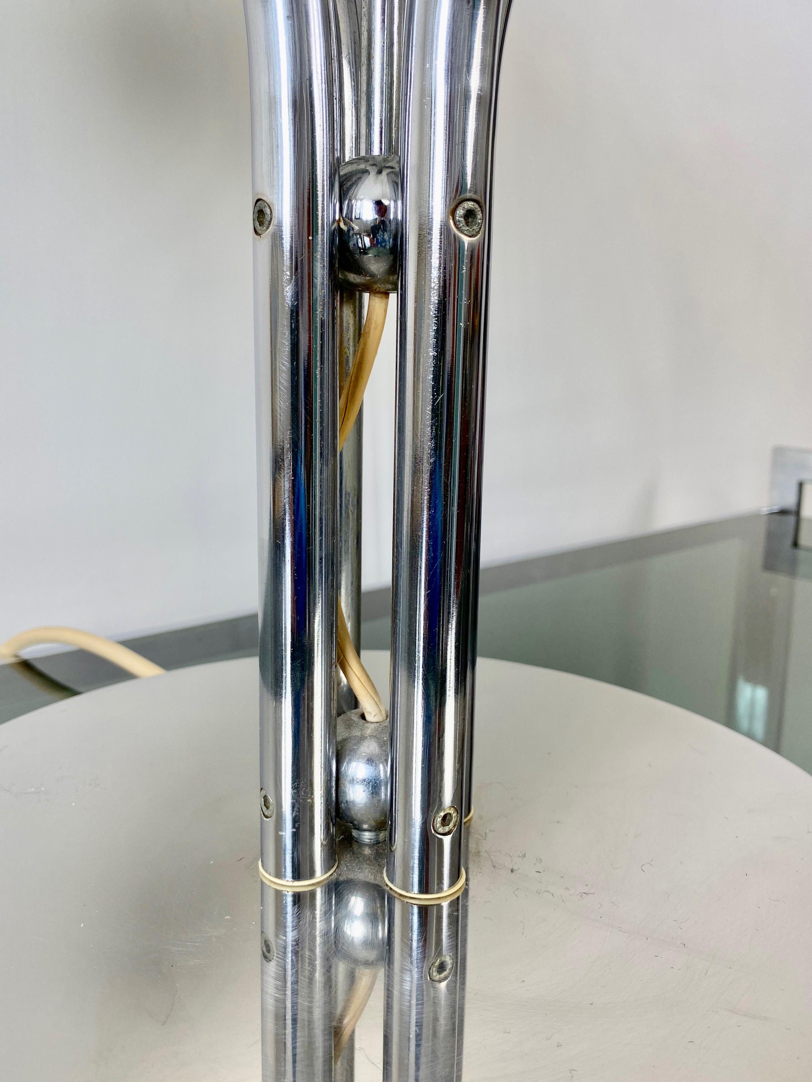 1970s Italian Quadrifoglio Table Lamp by Gae Aulenti for Harvey Guzzini 4