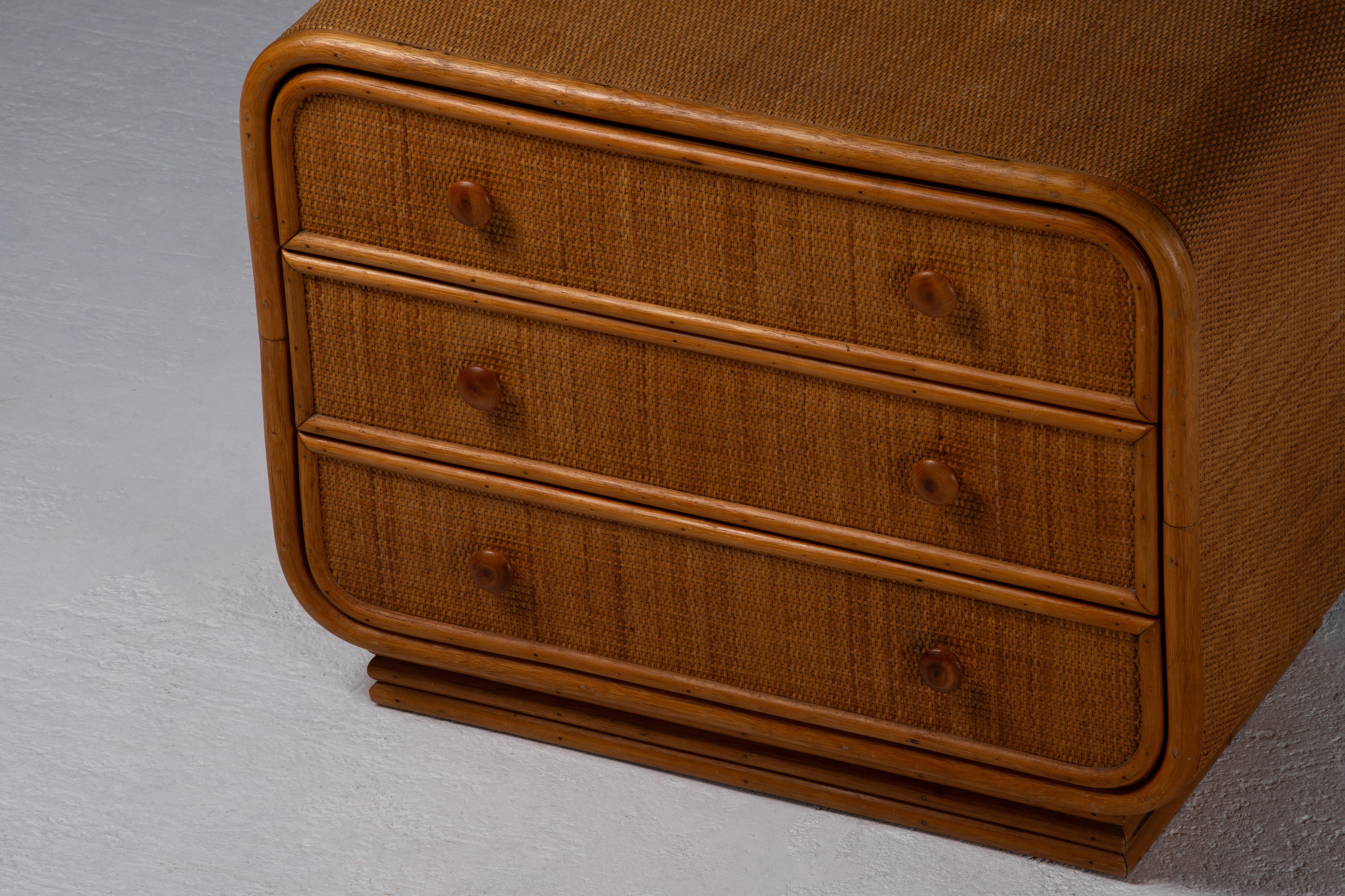 Italienische Kommode aus Rattan und Bambus aus den 1970er Jahren - Organisches modernistisches Design im Angebot 4