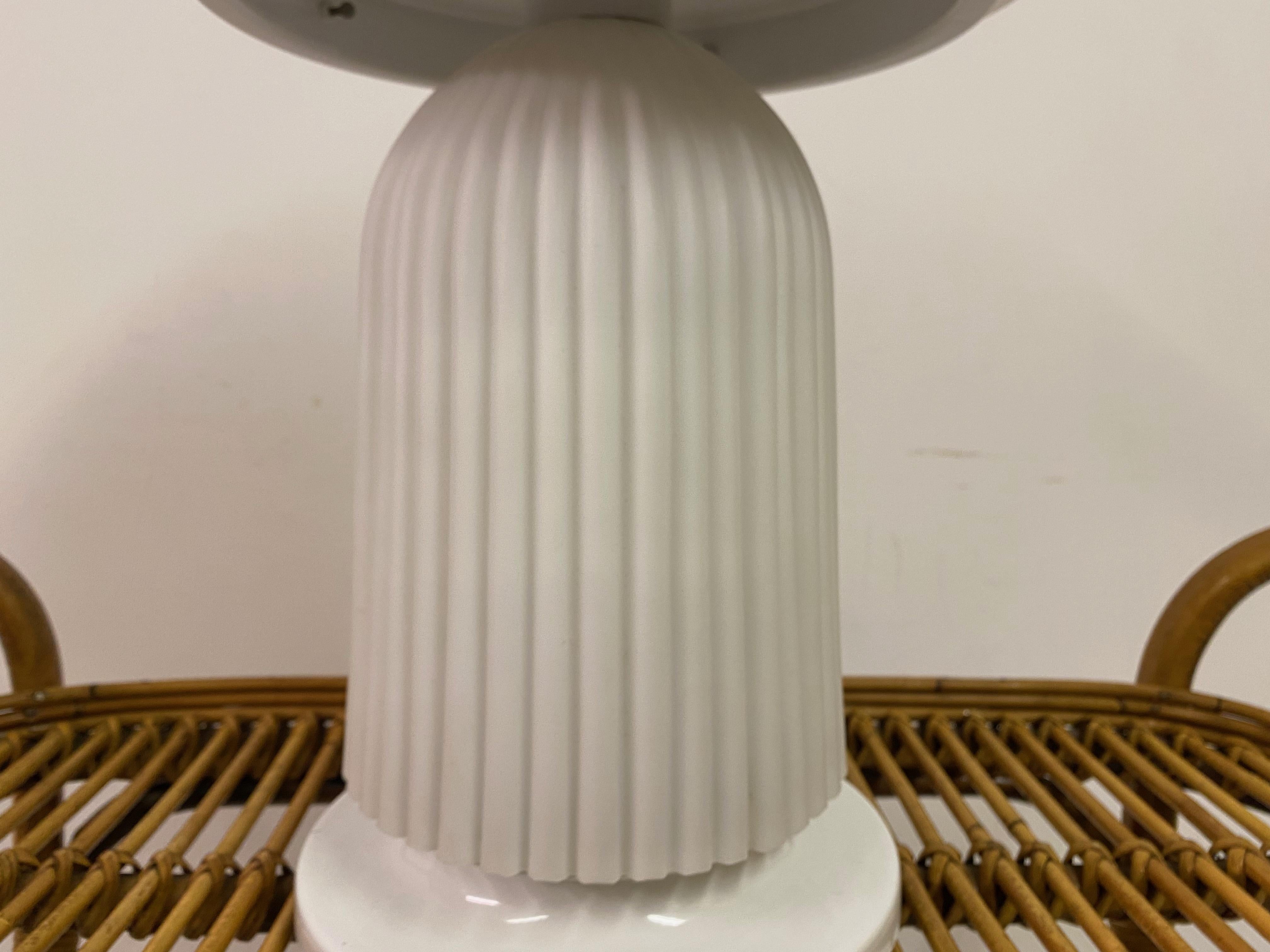 1970S Italian Ribbed Glass Mushroom Lamp For Sale 4
