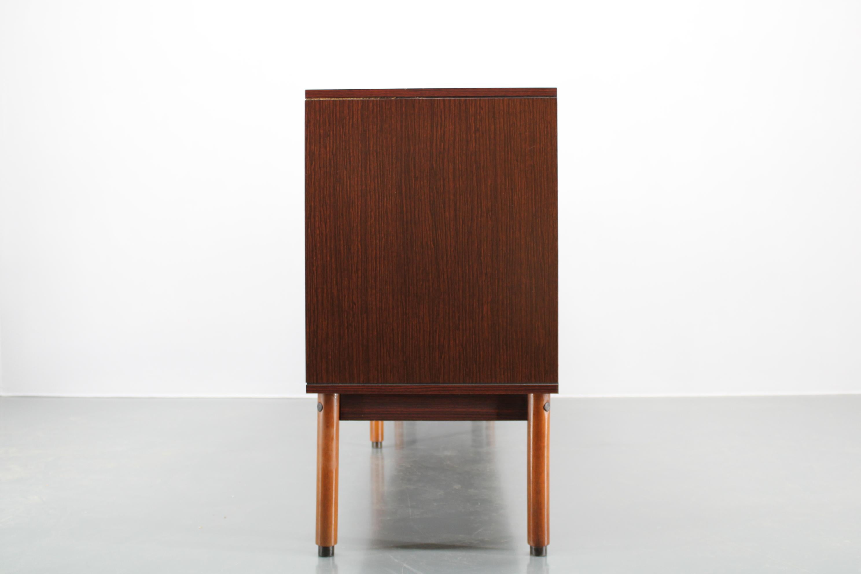 Enfilade italien des années 1970 en vente 7