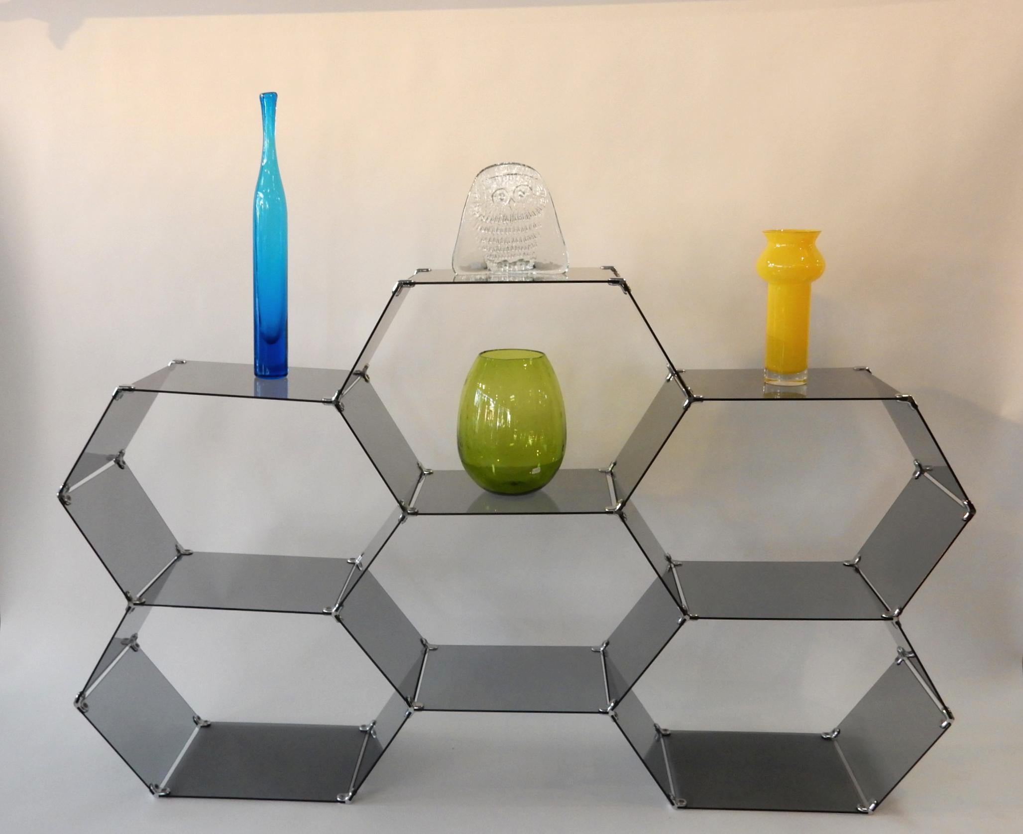 Architectural Italian Smoke Glass Hexagonal Display Étagère 3