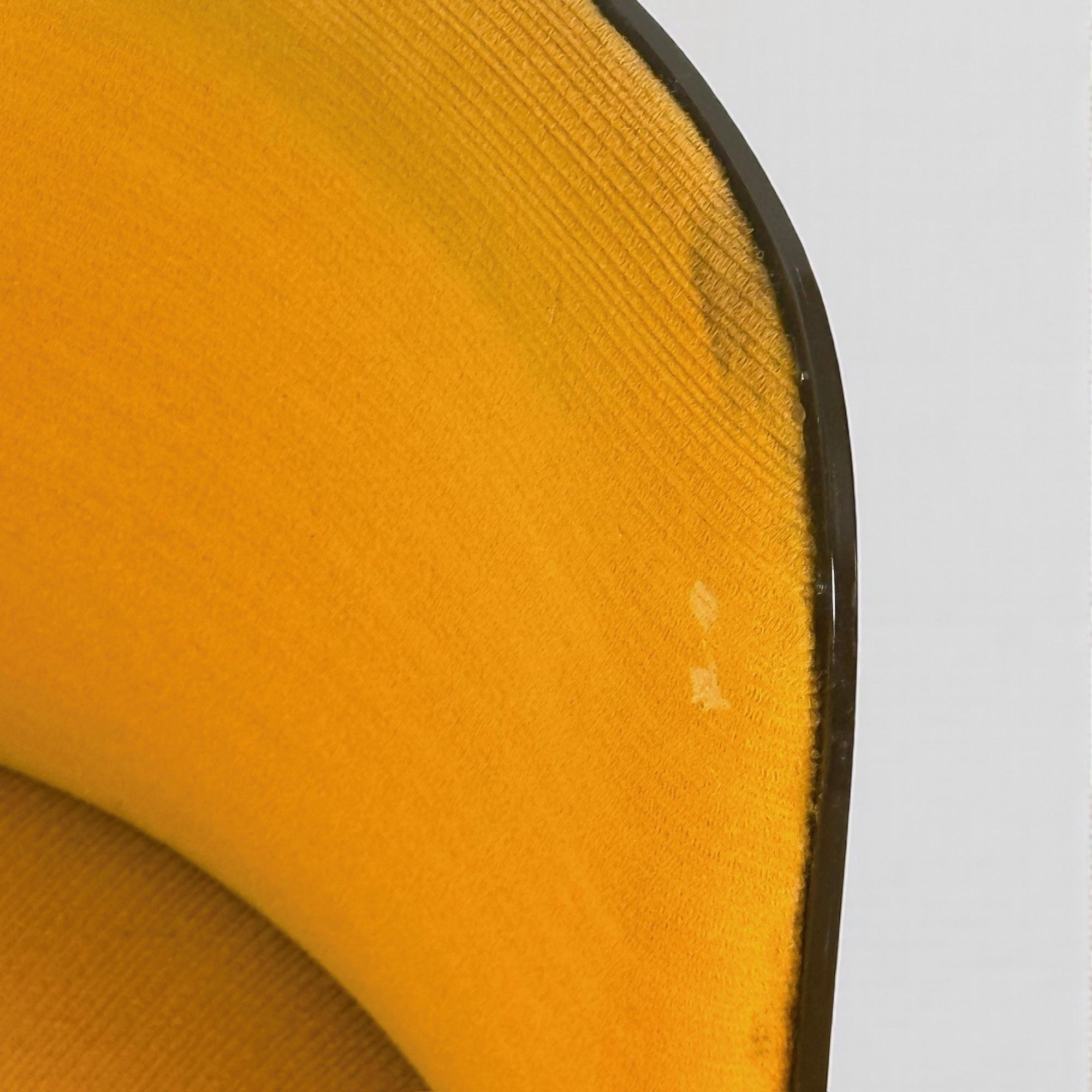 Tocador italiano Soft-Form de plástico moldeado marrón, años 70, Fanini Fain en venta 6