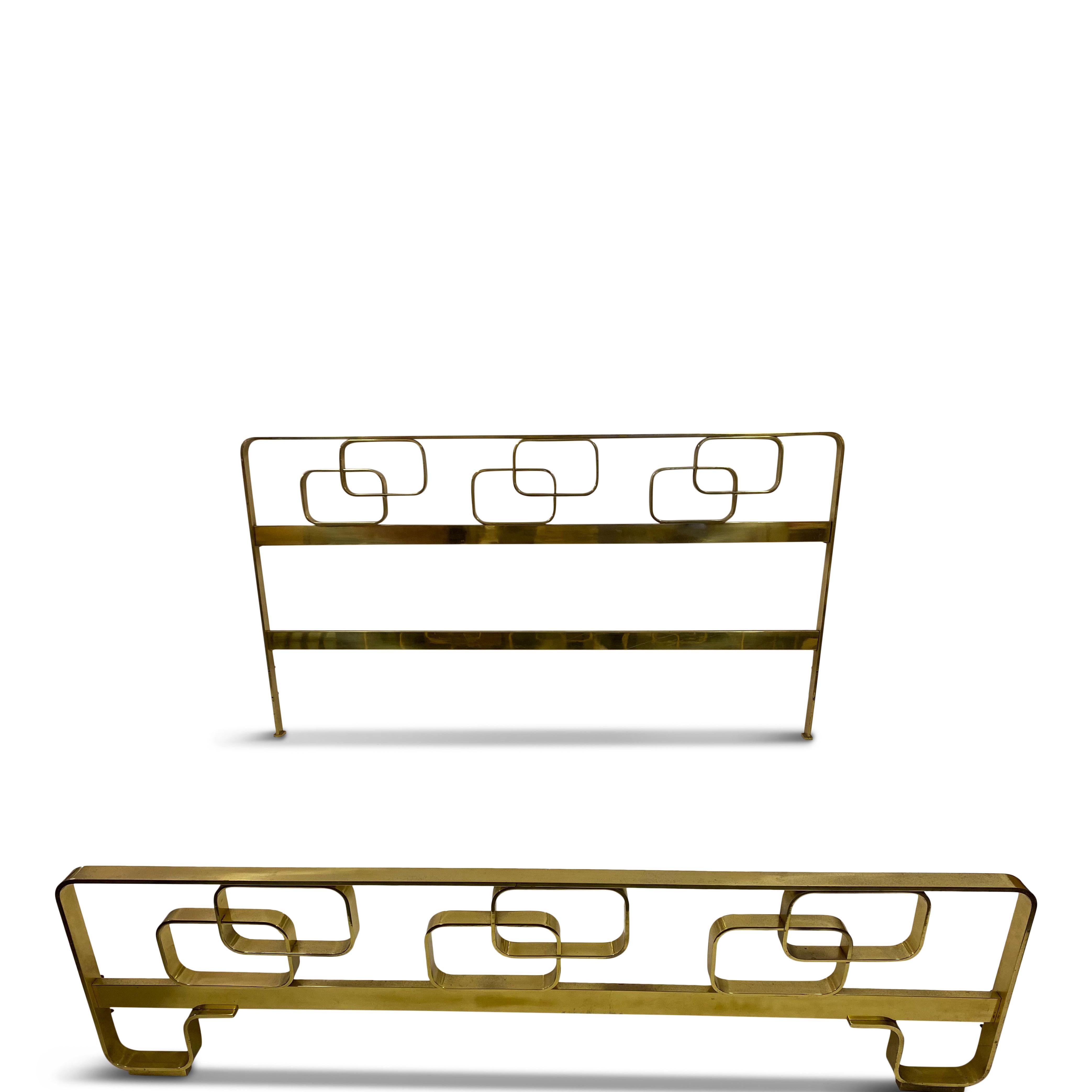 Mid-Century Modern 1970s Italian Solid Brass Bed by Luciano Frigerio