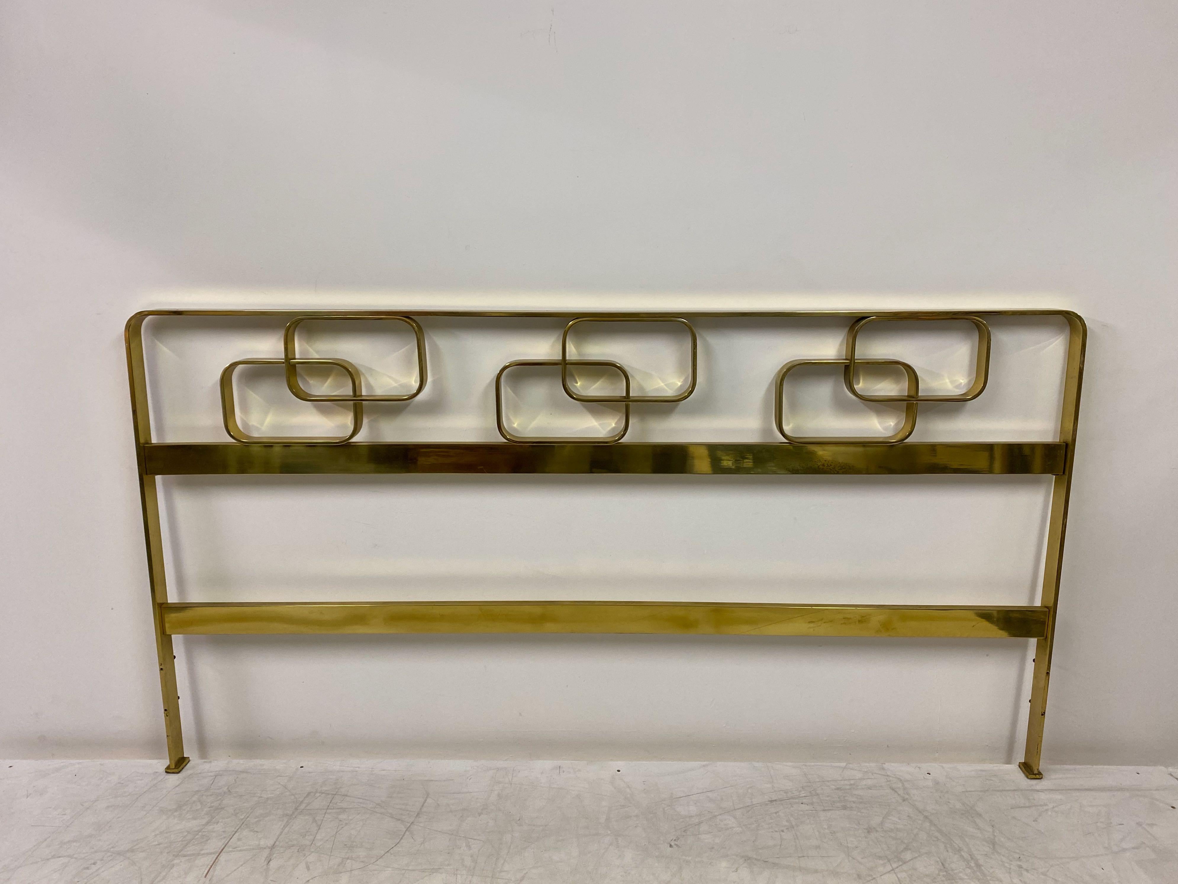 1970s Italian Solid Brass Bed by Luciano Frigerio 3