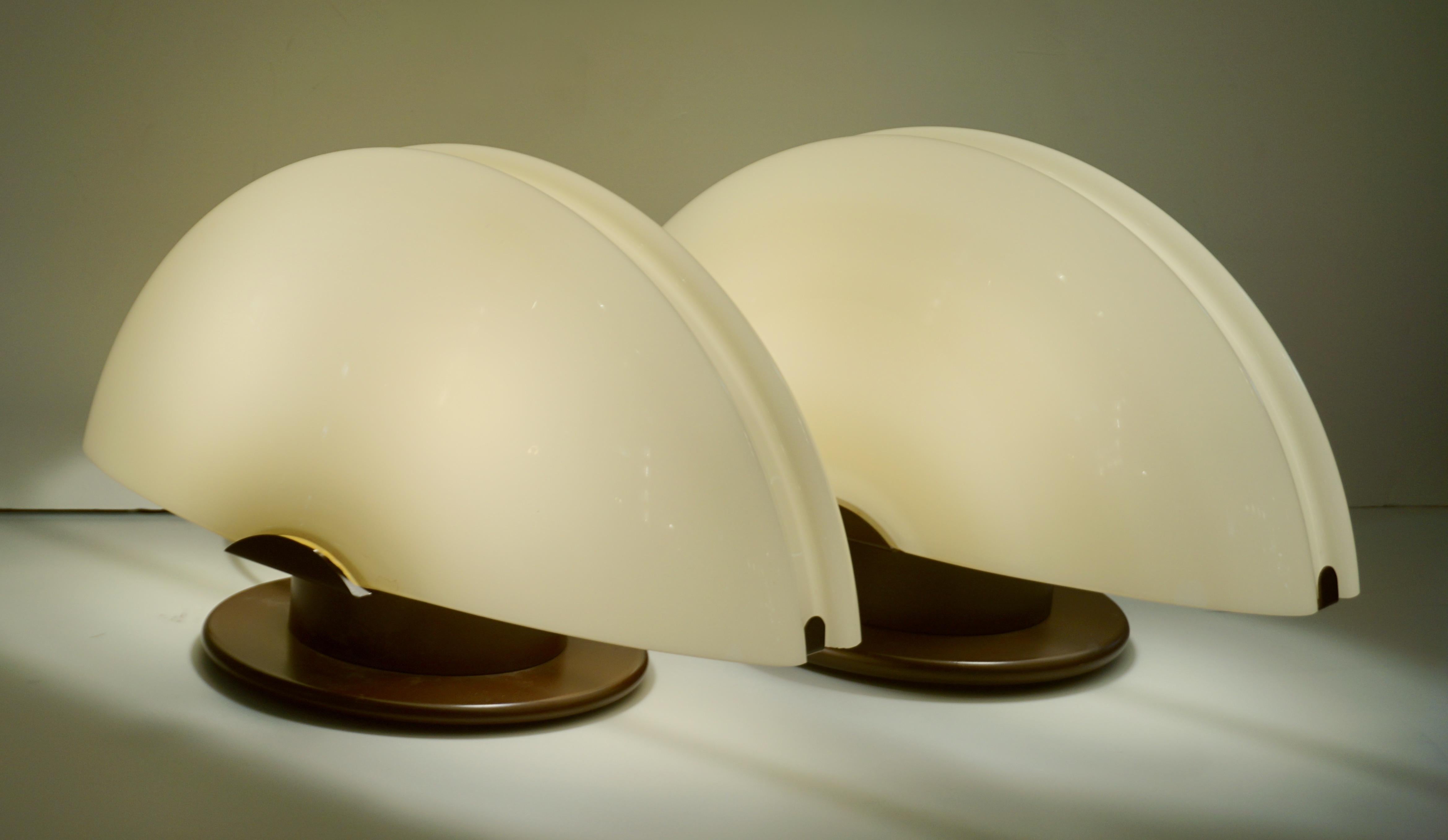 1970s Mazzega Italian Space Age Pair of Ivory Murano Glass Copper Lacquer Lamps 6
