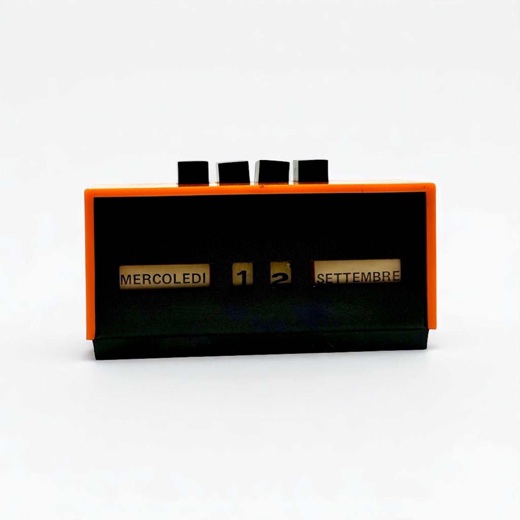 1970s Italian Space Age Perpetual Calendar – Orange Plastic, UK Reg. For Sale 3