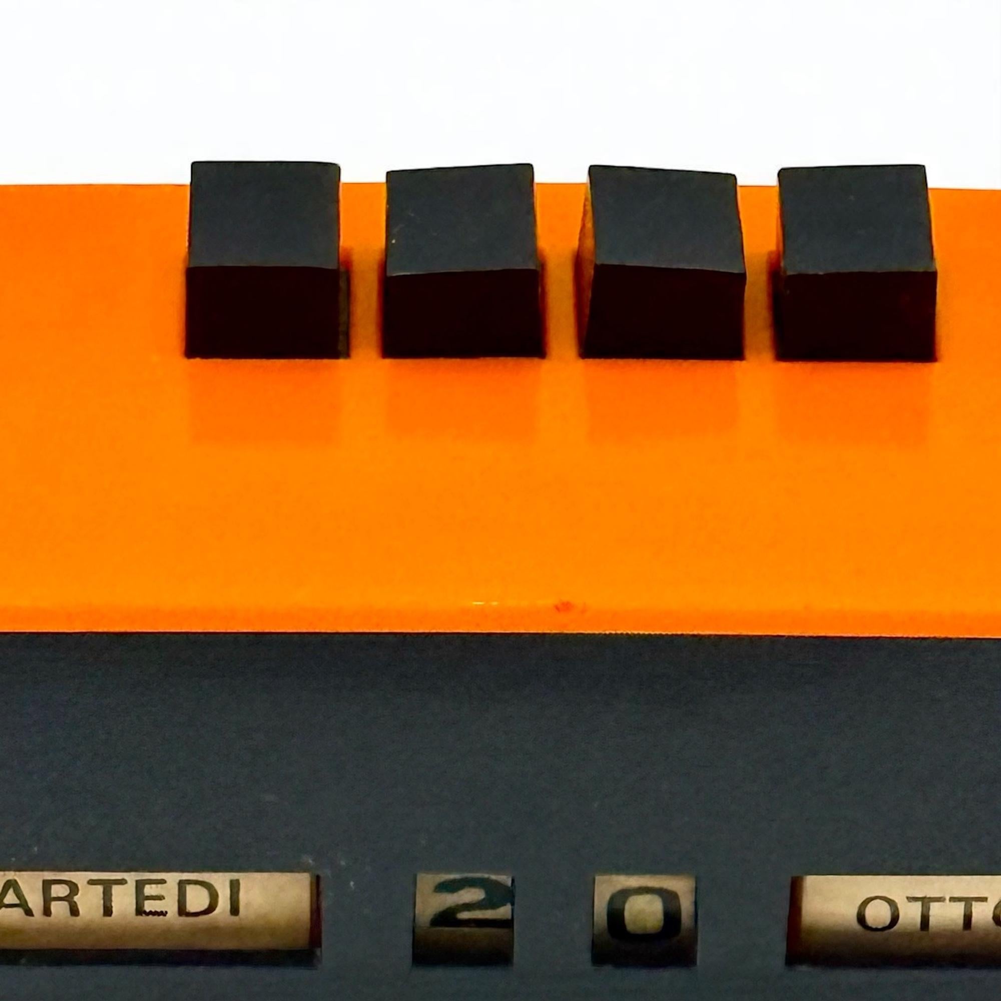 1970s Italian Space Age Perpetual Calendar – Orange Plastic, UK Reg. For Sale 5