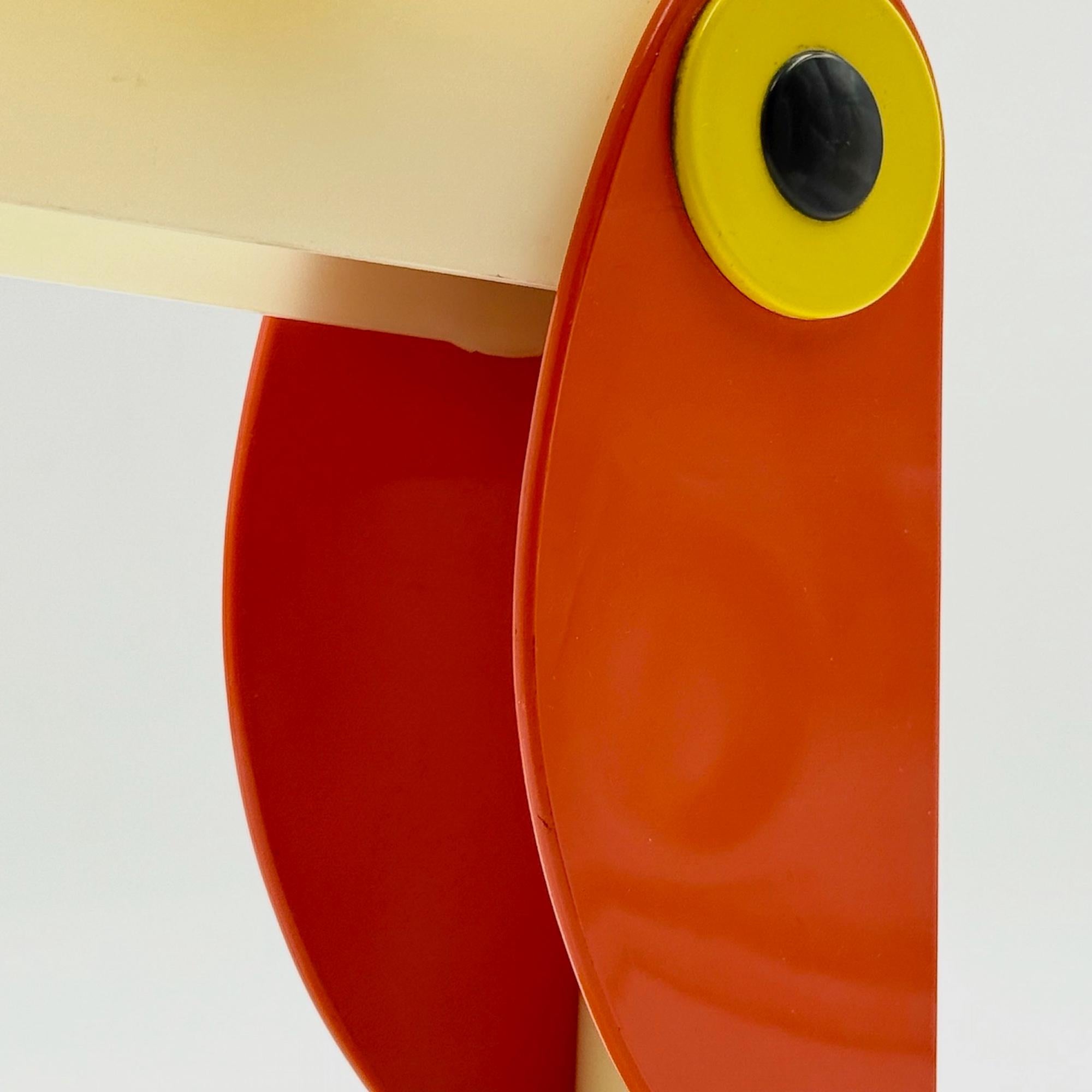 1970s Italian Space Age Toucan Table Lamp by Enea Ferrari in Plastic in vendita 9