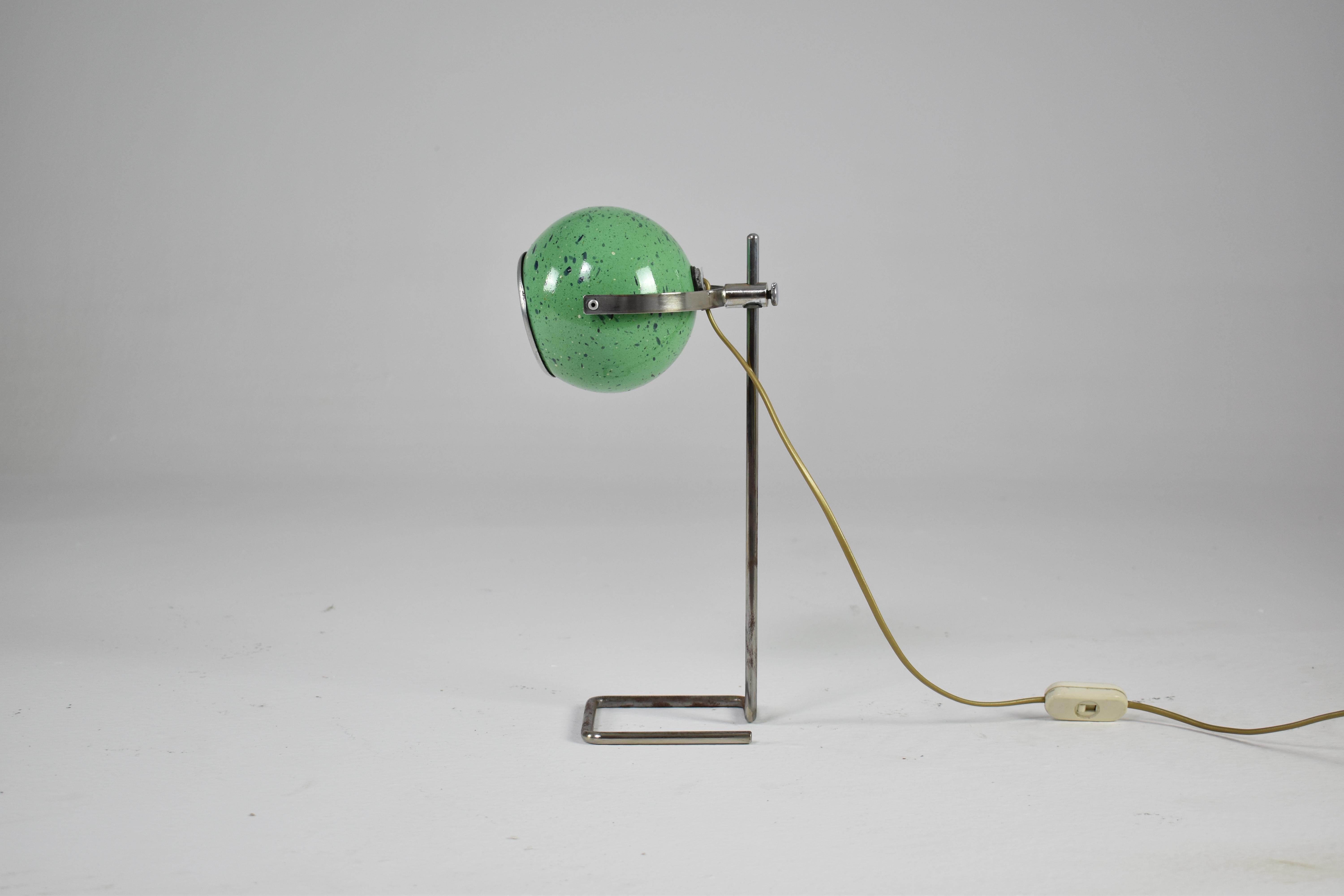 1970's Italian Speckled Eyeball Vintage Desk Lamp In condizioni buone in vendita a Paris, FR
