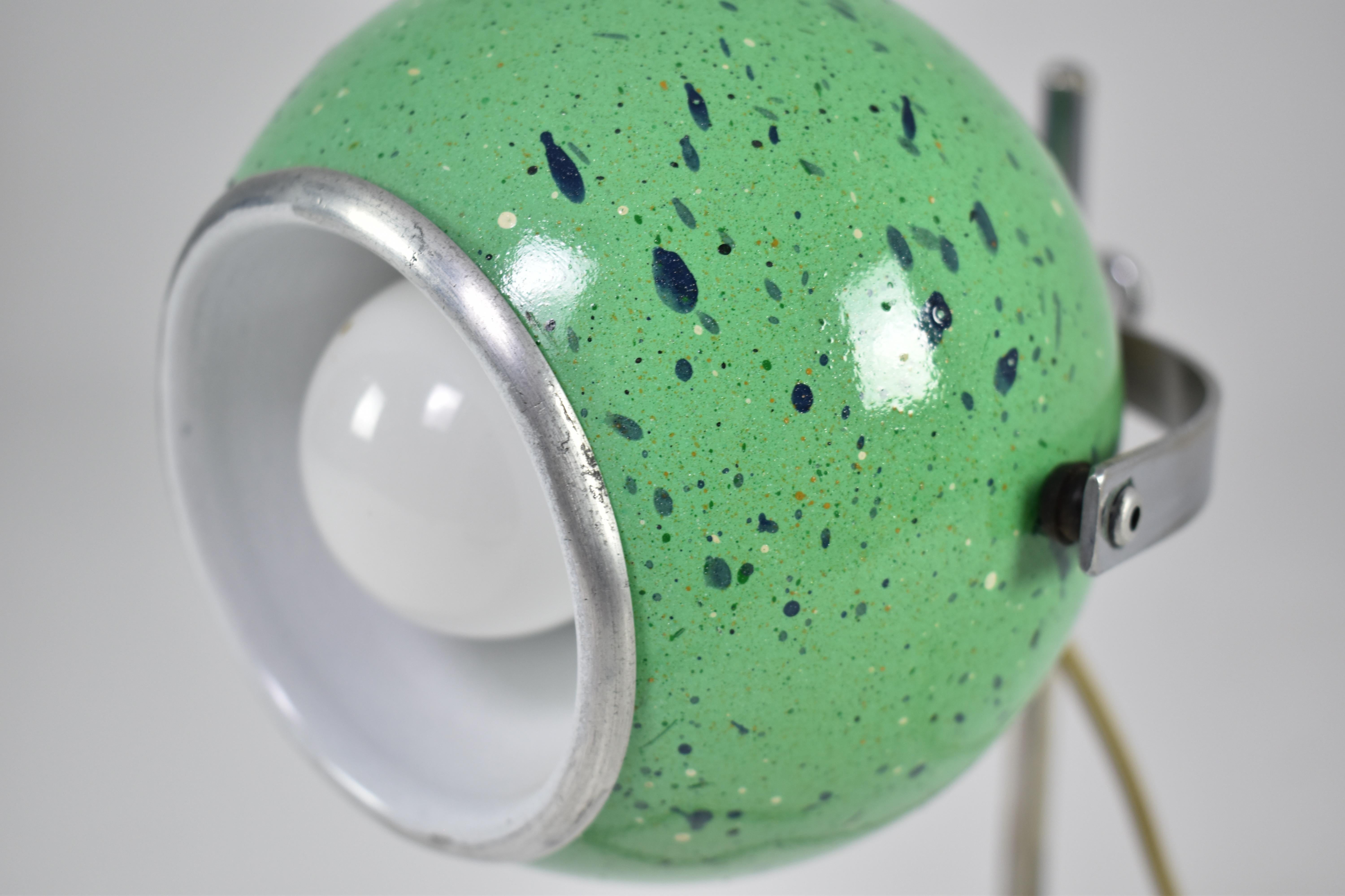 Fine XX secolo 1970's Italian Speckled Eyeball Vintage Desk Lamp in vendita