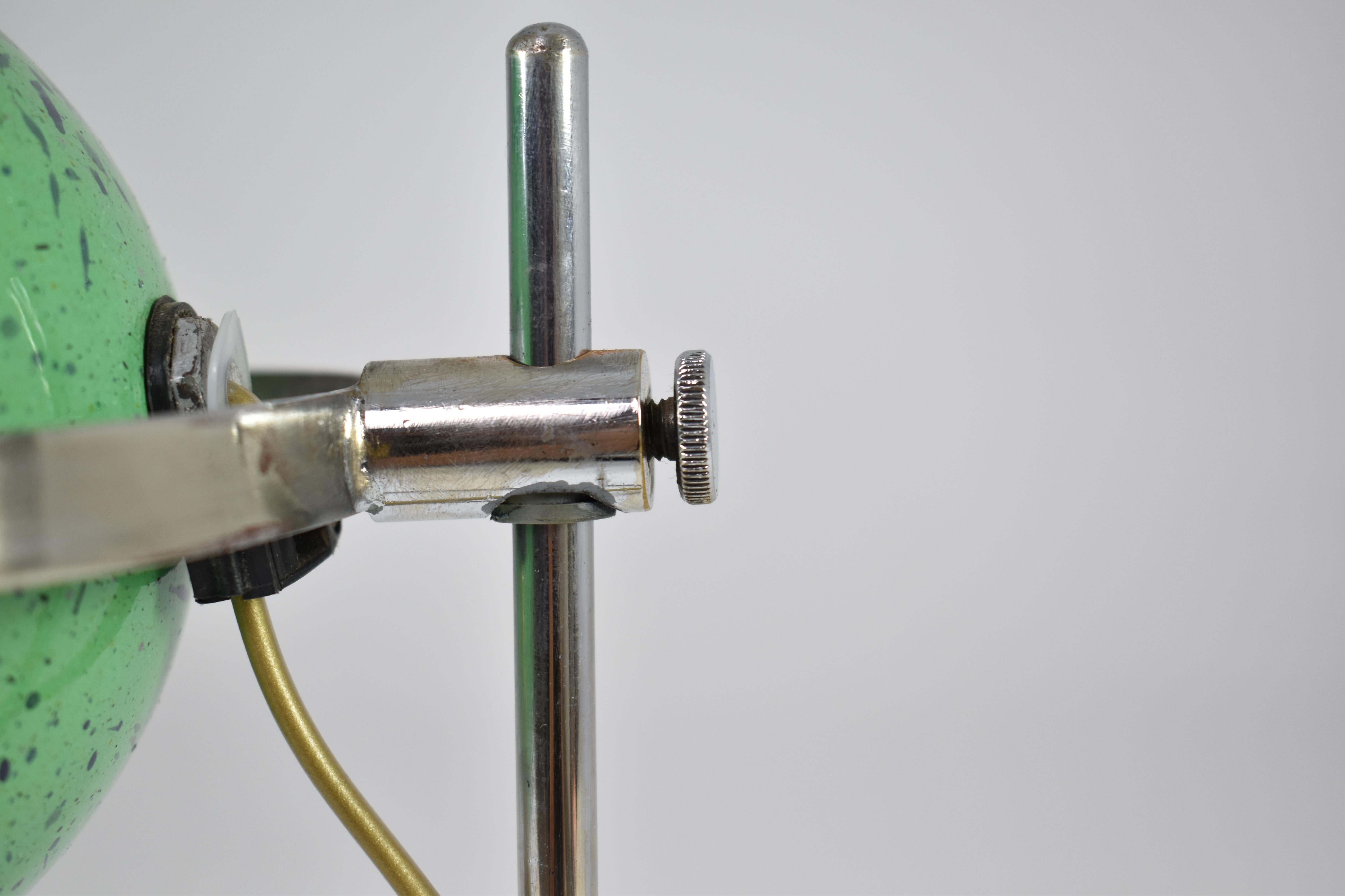 1970's Italian Speckled Eyeball Vintage Desk Lamp in vendita 2