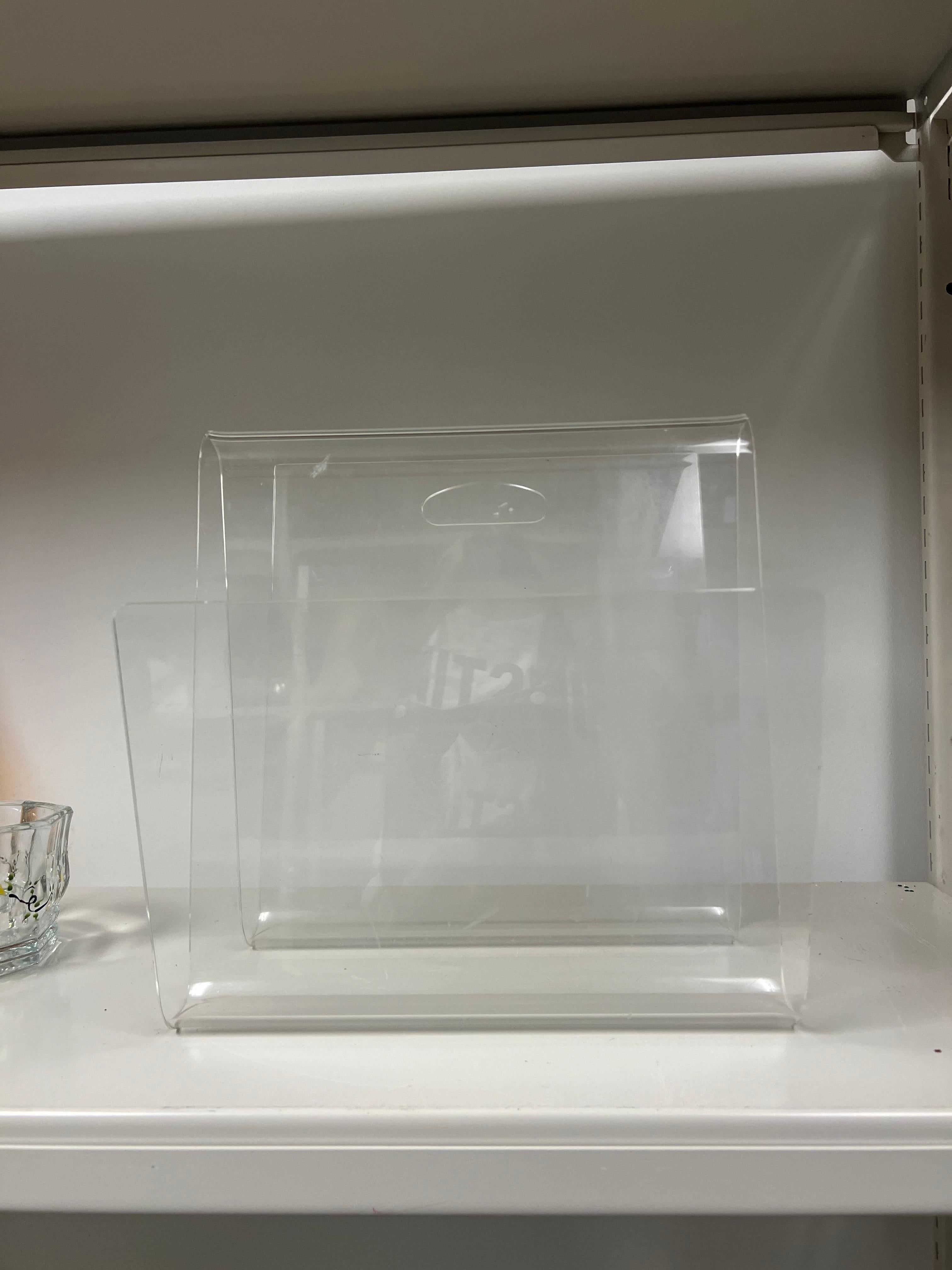 Lucite Portariviste in lucite stile anni '70 in vendita