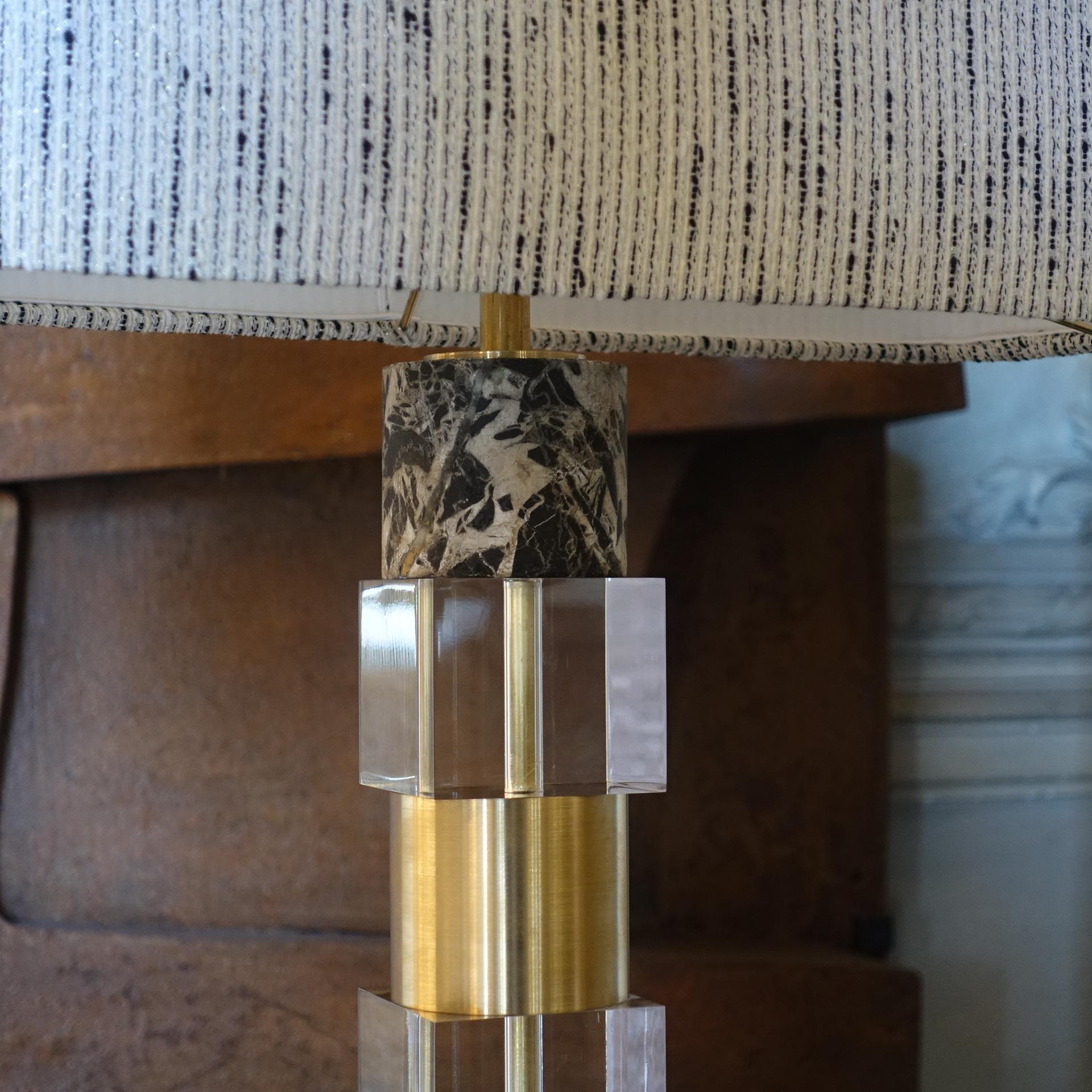 Late 20th Century 1970's Italian Table Lamp, Aquitania Marble Natural Brass and Clear Plexiglass